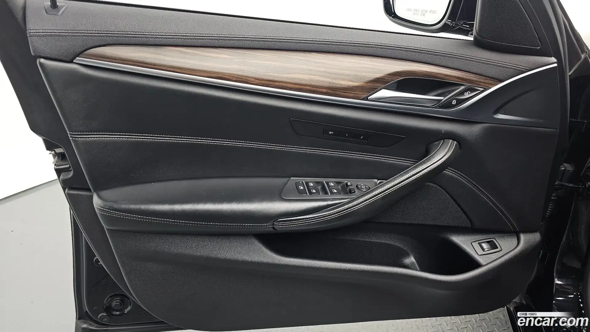 5-Series BMW 2019.7-INNER-034