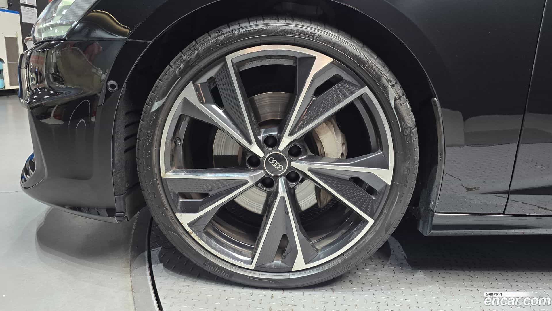 A6 Audi 2022.11-OUTER-005