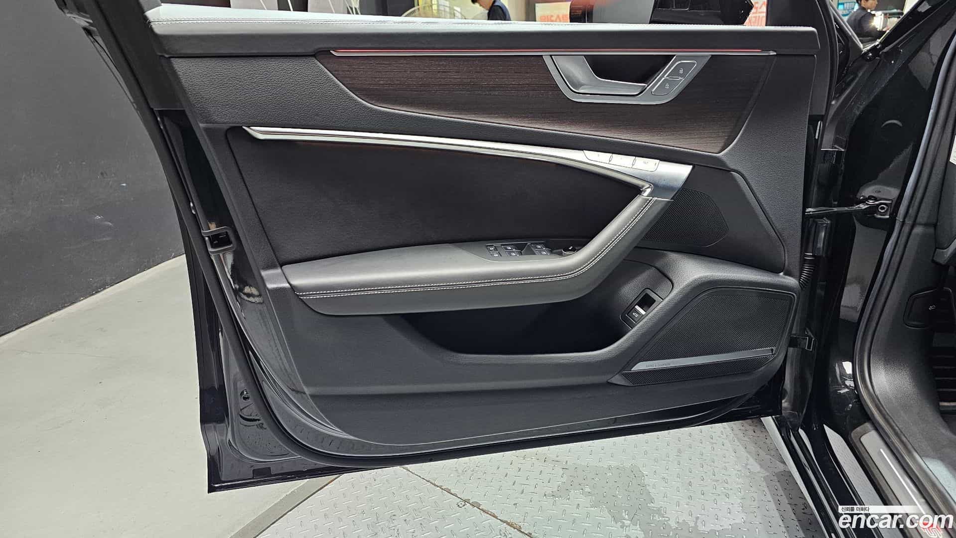 A6 Audi 2022.11-INNER-034