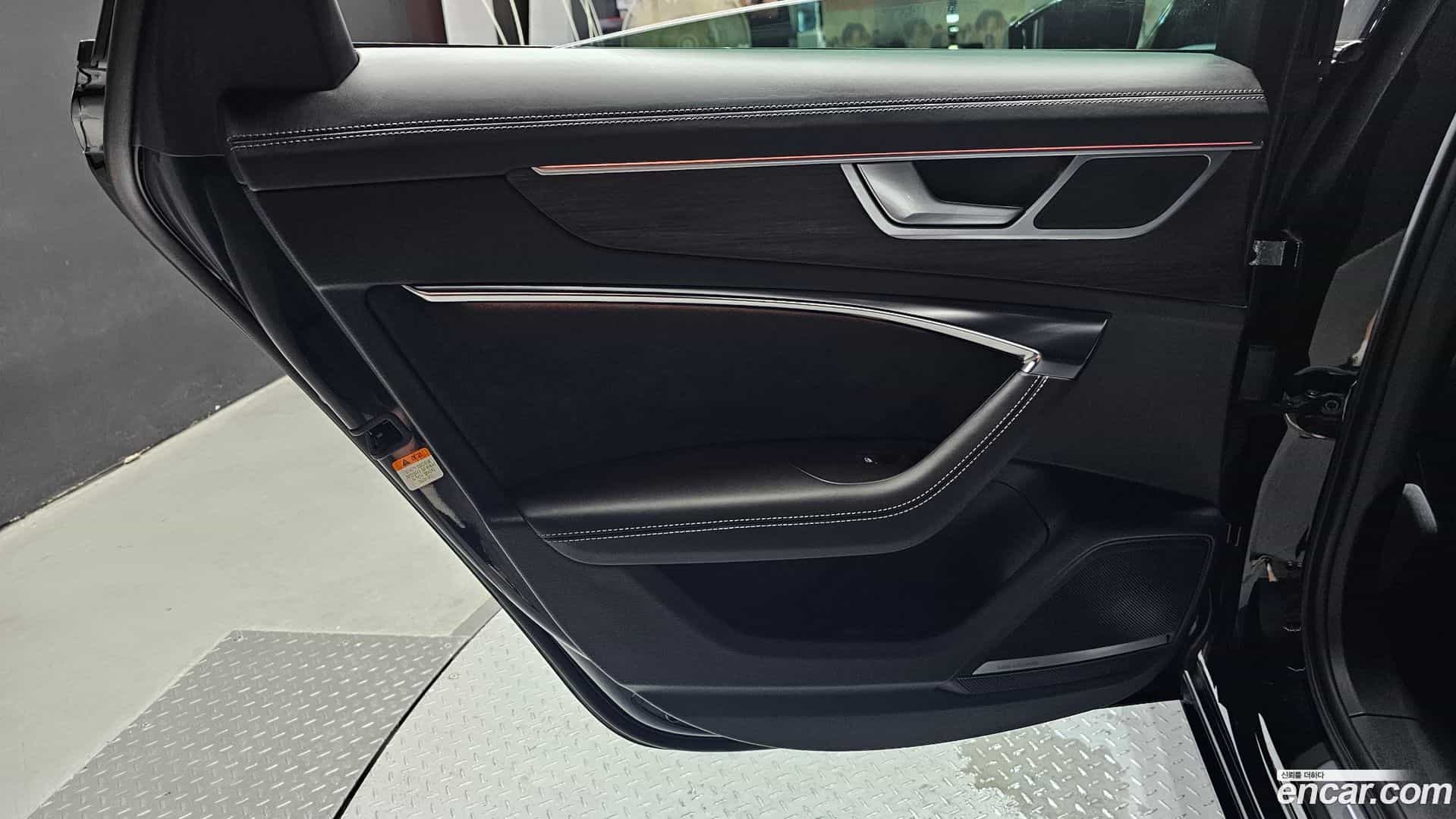 A6 Audi 2022.11-INNER-035