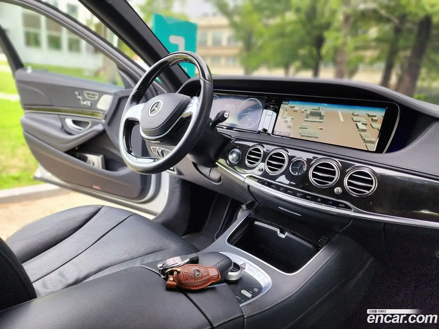S-Class Mercedes-Benz 2013.11-OPTION-016