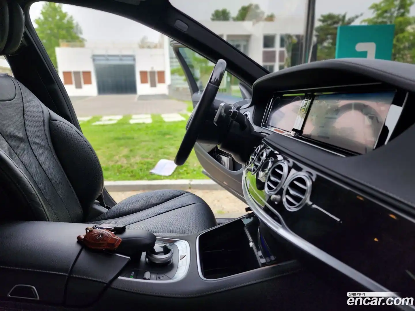 S-Class Mercedes-Benz 2013.11-OPTION-017