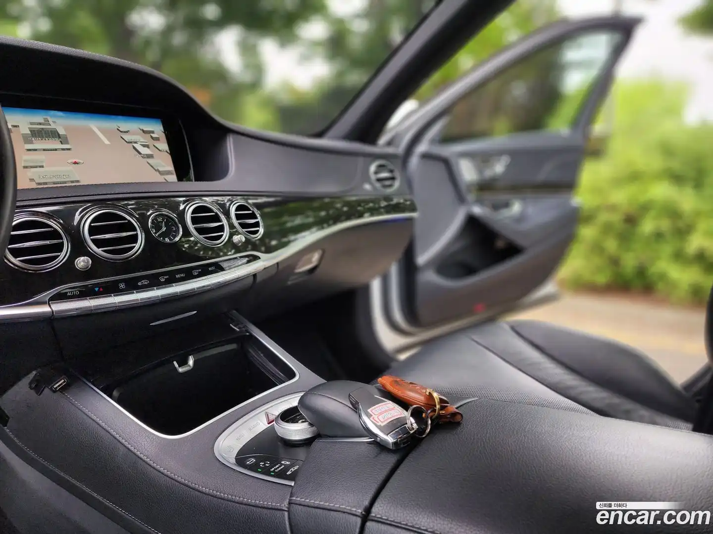 S-Class Mercedes-Benz 2013.11-OPTION-020