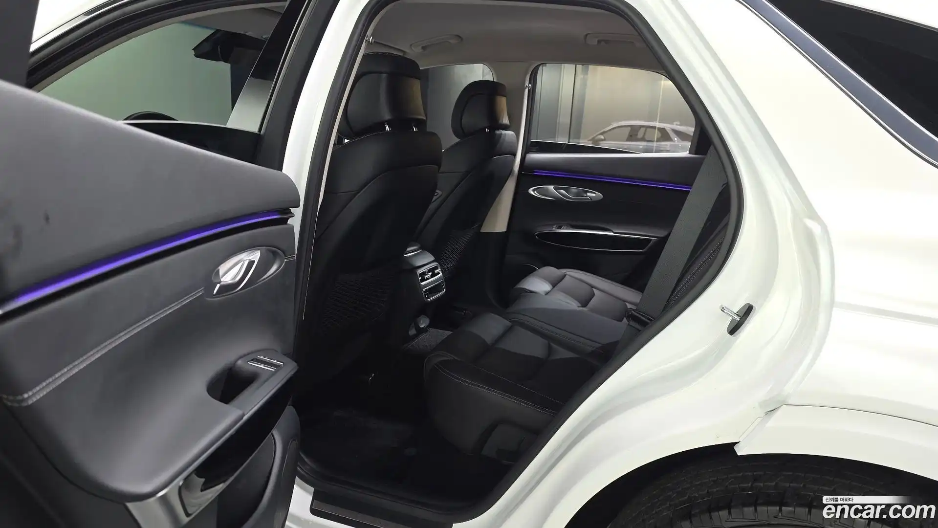GV70 Genesis 2024.4-INNER-036