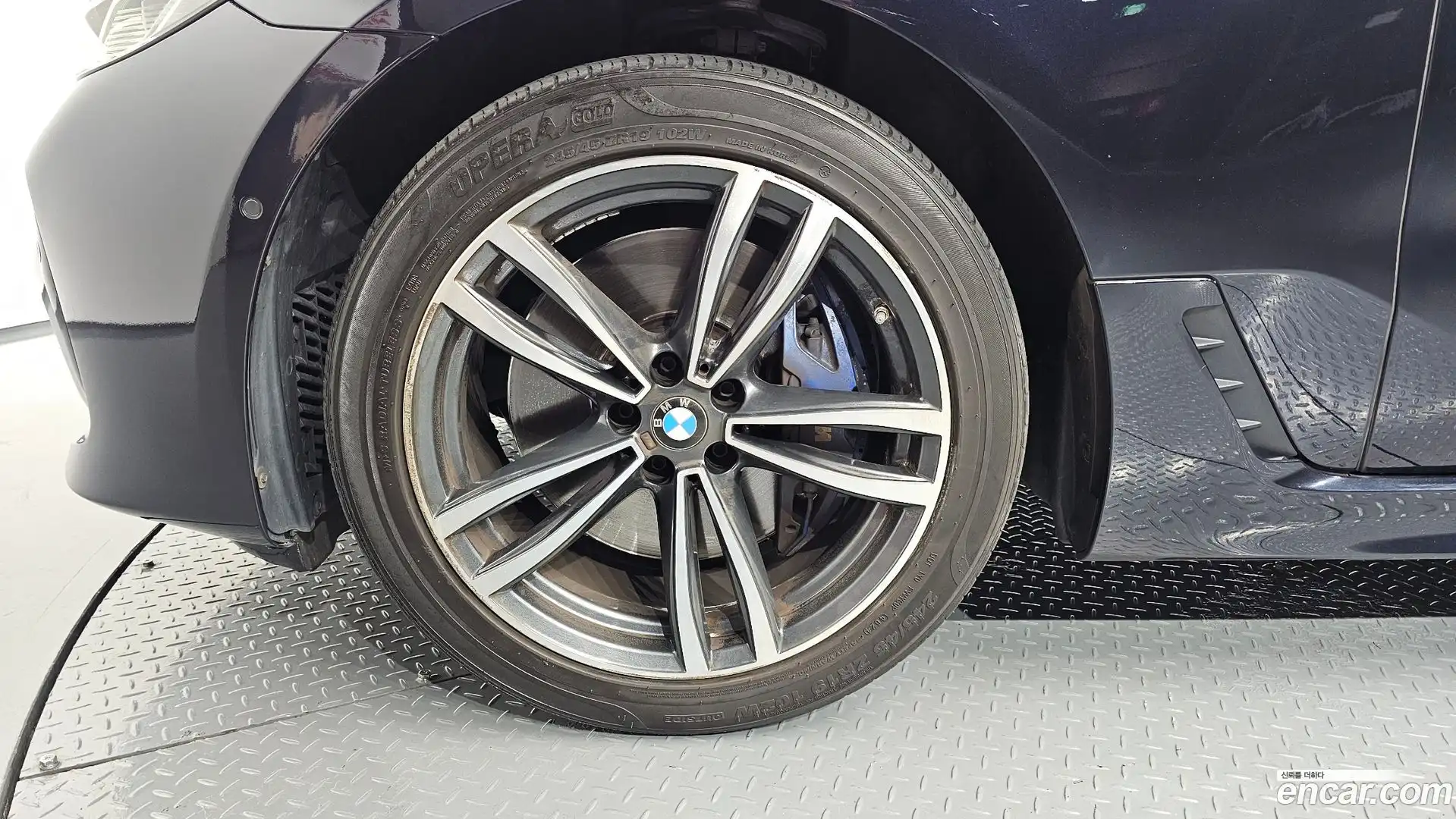 Gran Turismo BMW 2021.5-OUTER-005