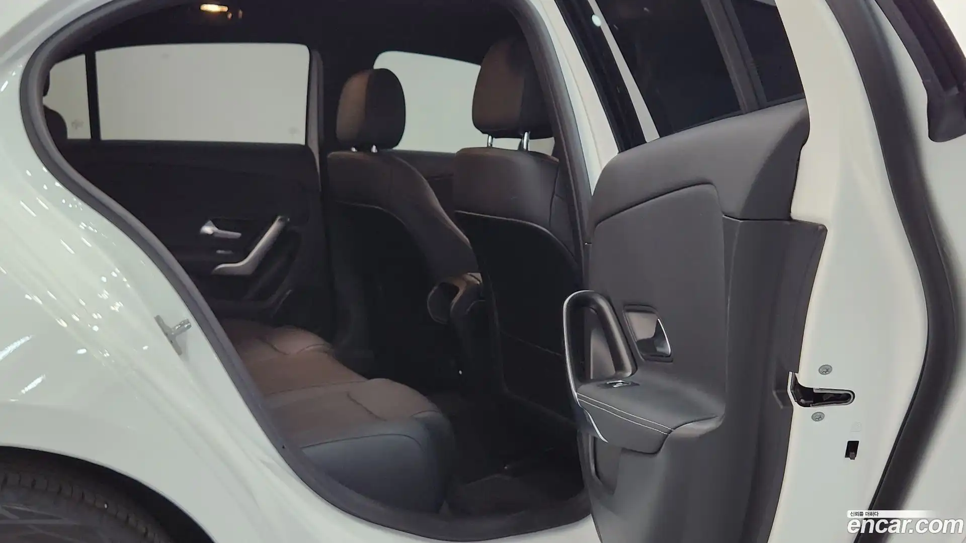 A-Class Mercedes-Benz 2024.11-OPTION-018