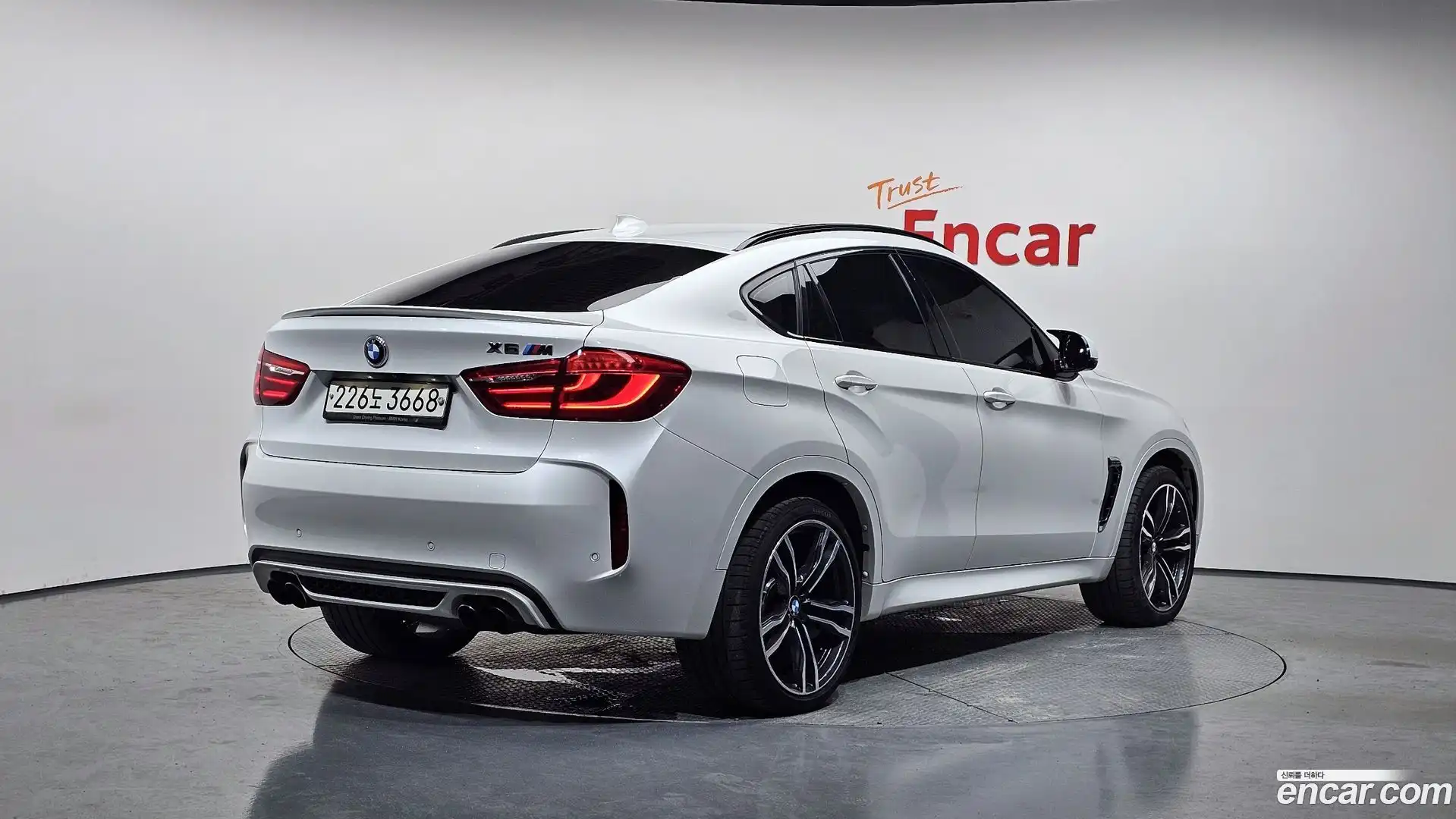X6M BMW 2017.11-OUTER-002