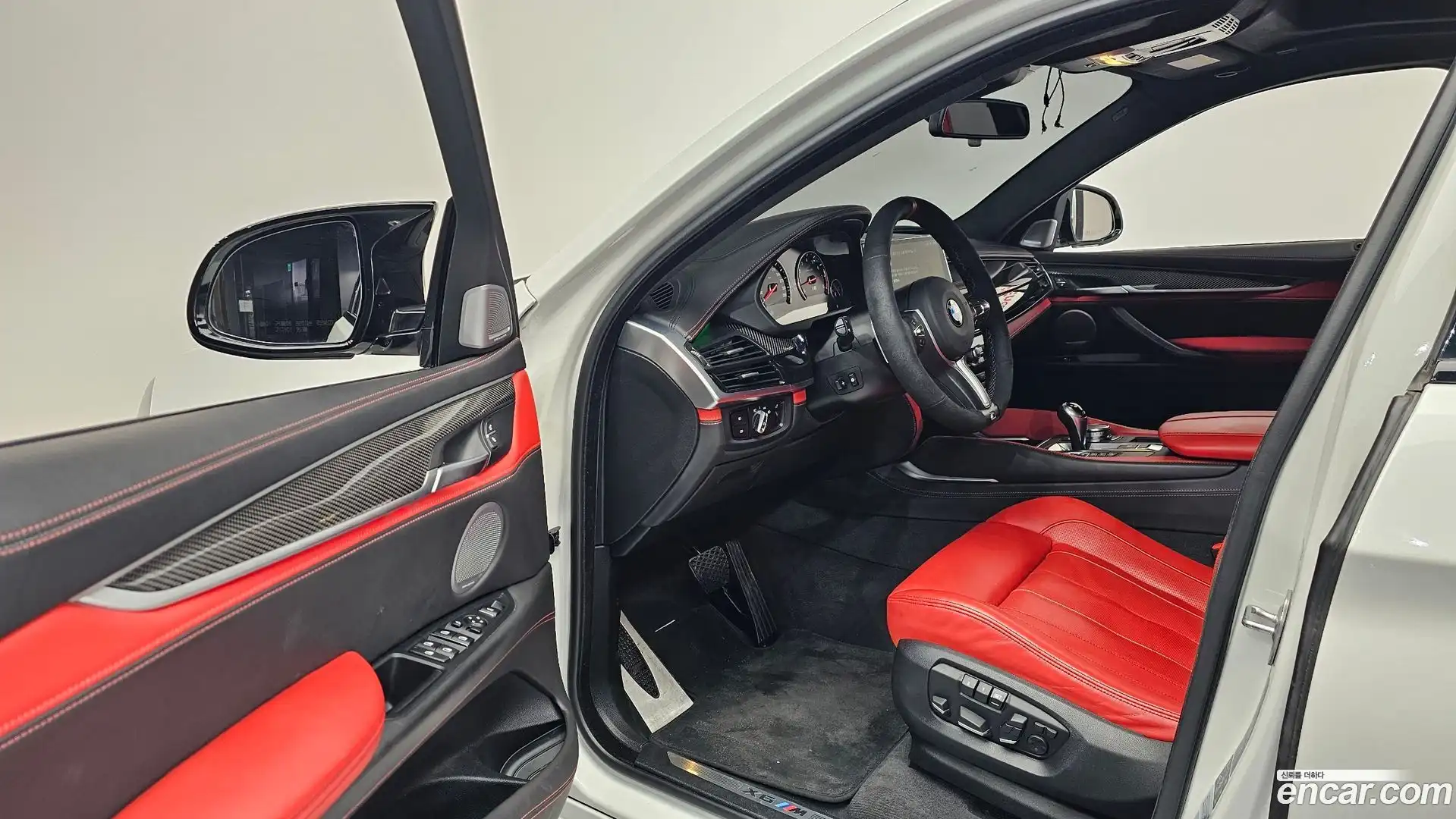 X6M BMW 2017.11-INNER-010