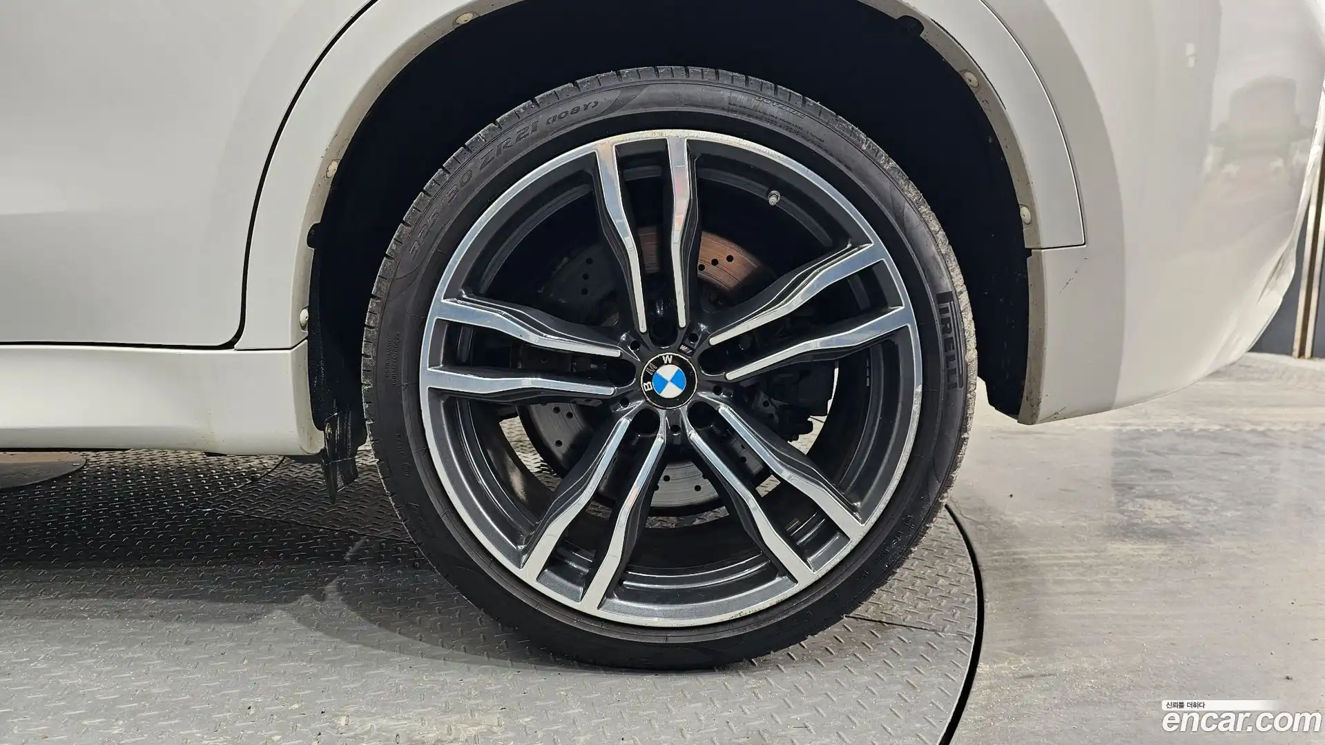 X6M BMW 2017.11-OUTER-031