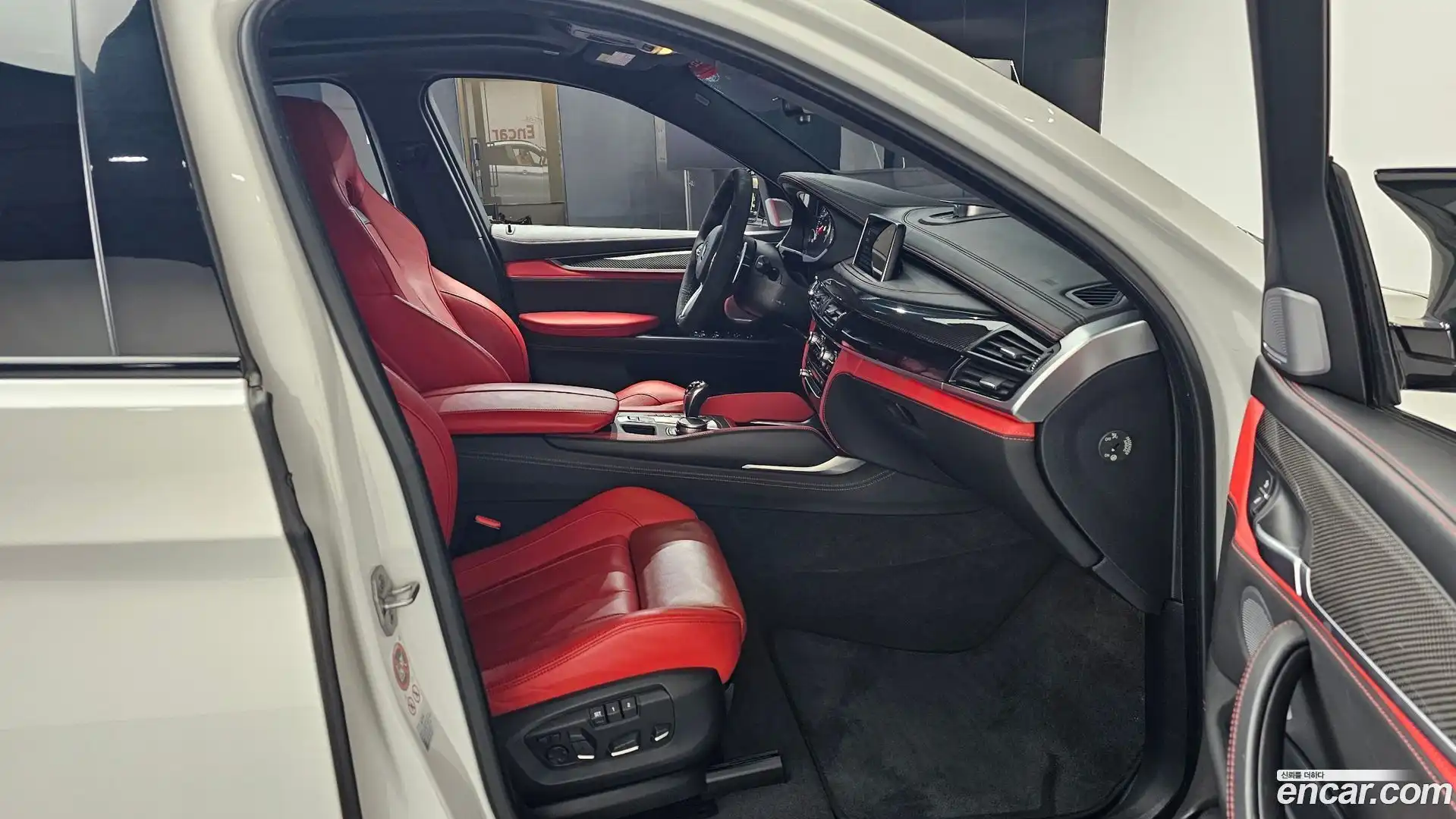 X6M BMW 2017.11-INNER-036