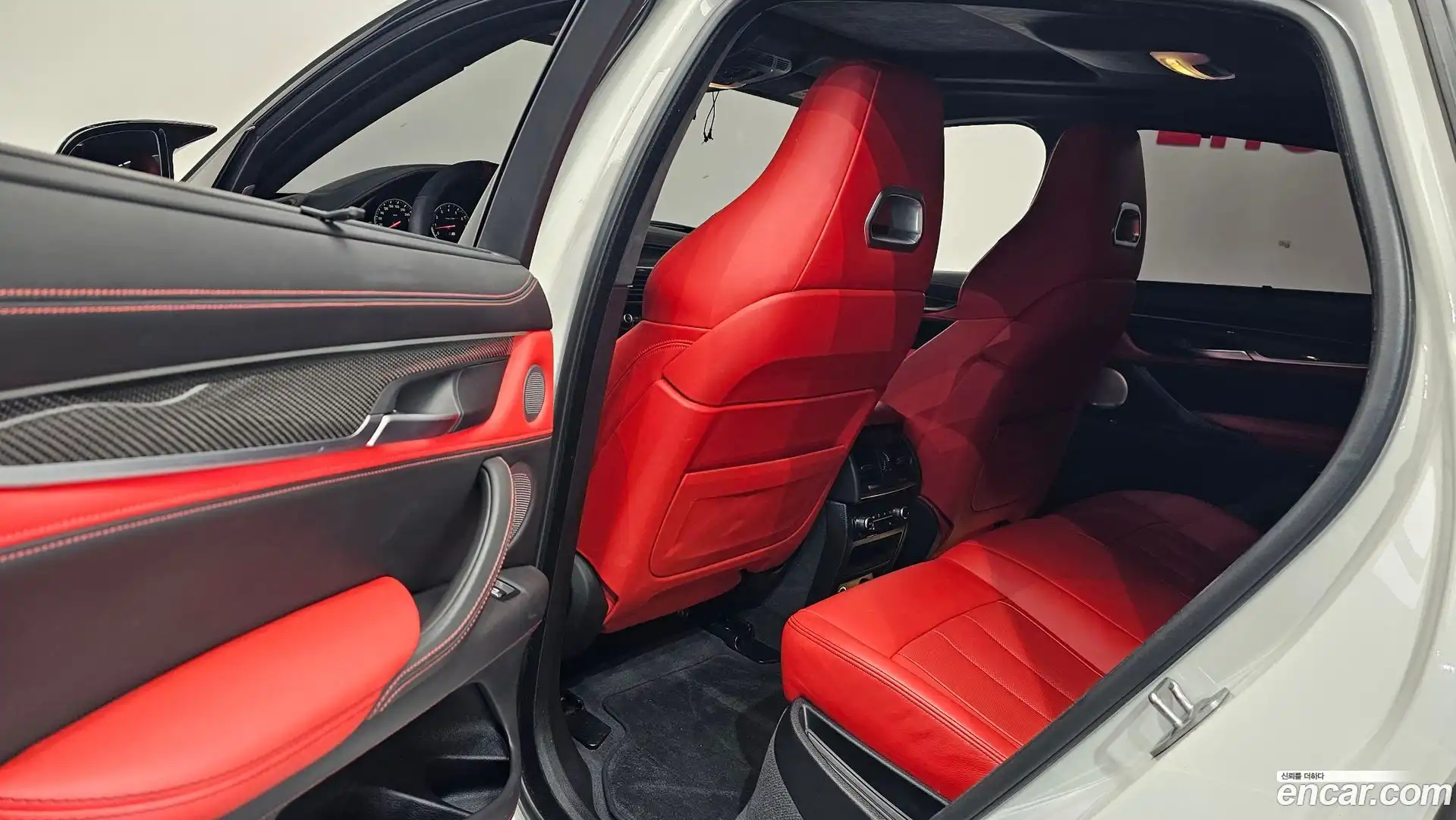 X6M BMW 2017.11-OPTION-041