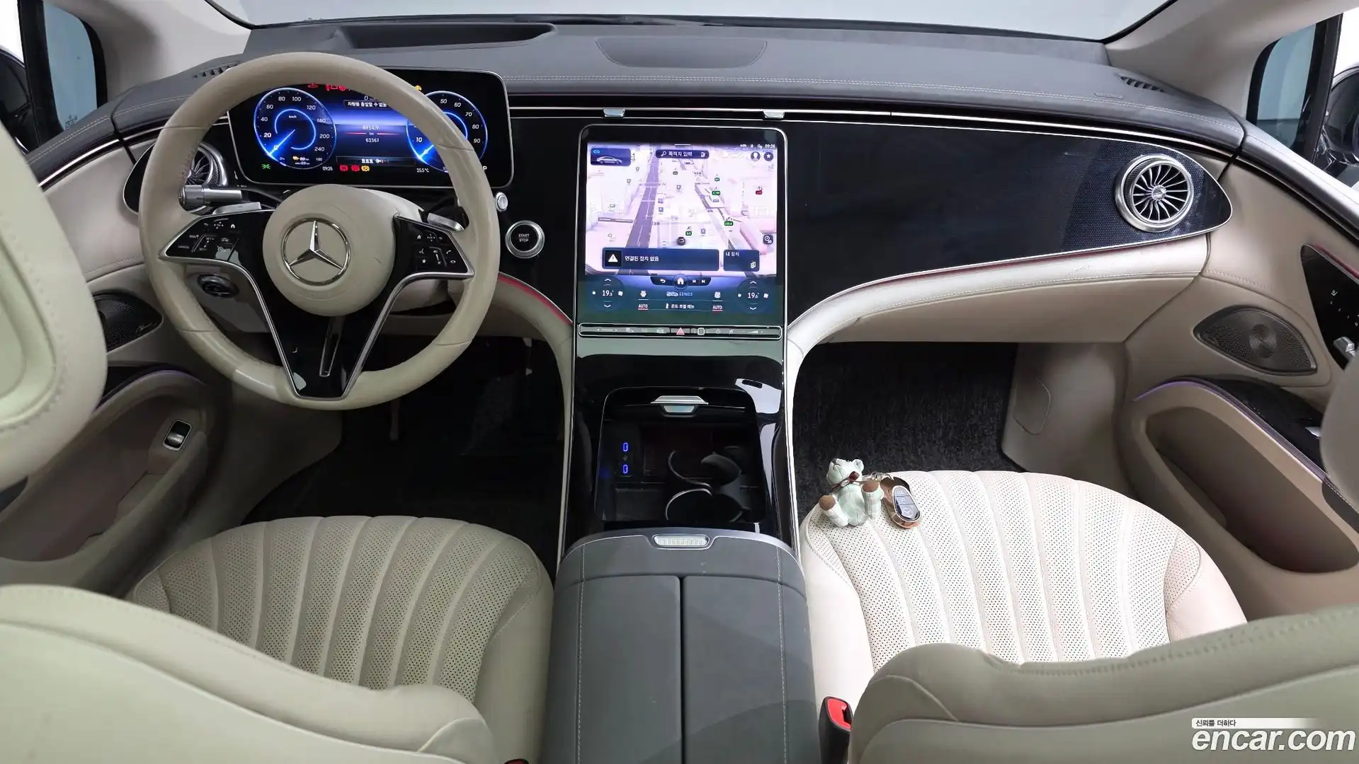 EQS Mercedes-Benz 2022.8-INNER-007
