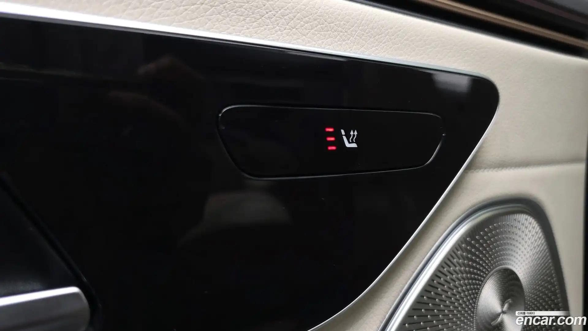 EQS Mercedes-Benz 2022.8-OPTION-044