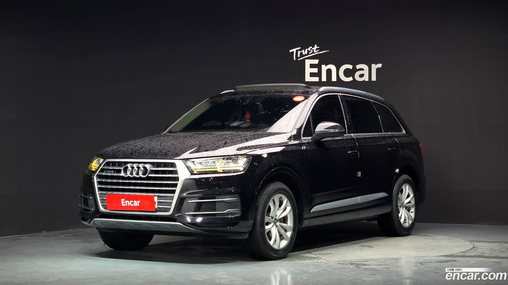 Main__Slider__Photo:Q7 Audi 2019.10-0
