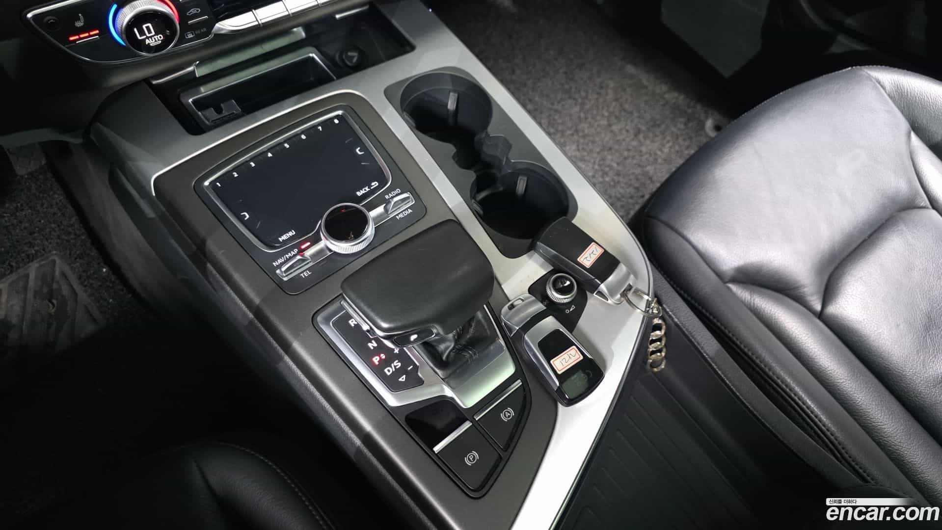 Q7 Audi 2019.10-INNER-009
