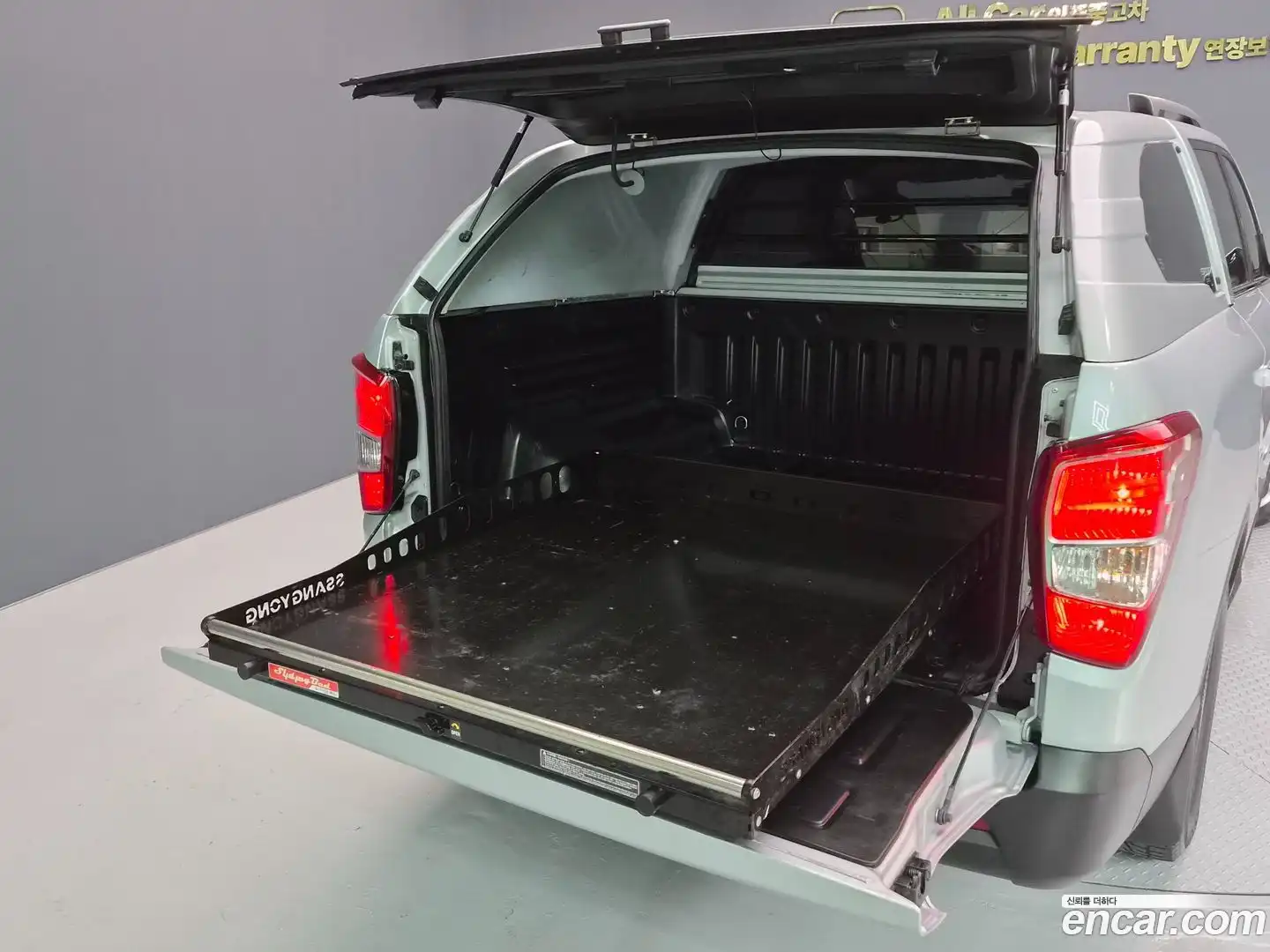 Rexton KG Mobility 2020.11-INNER-007