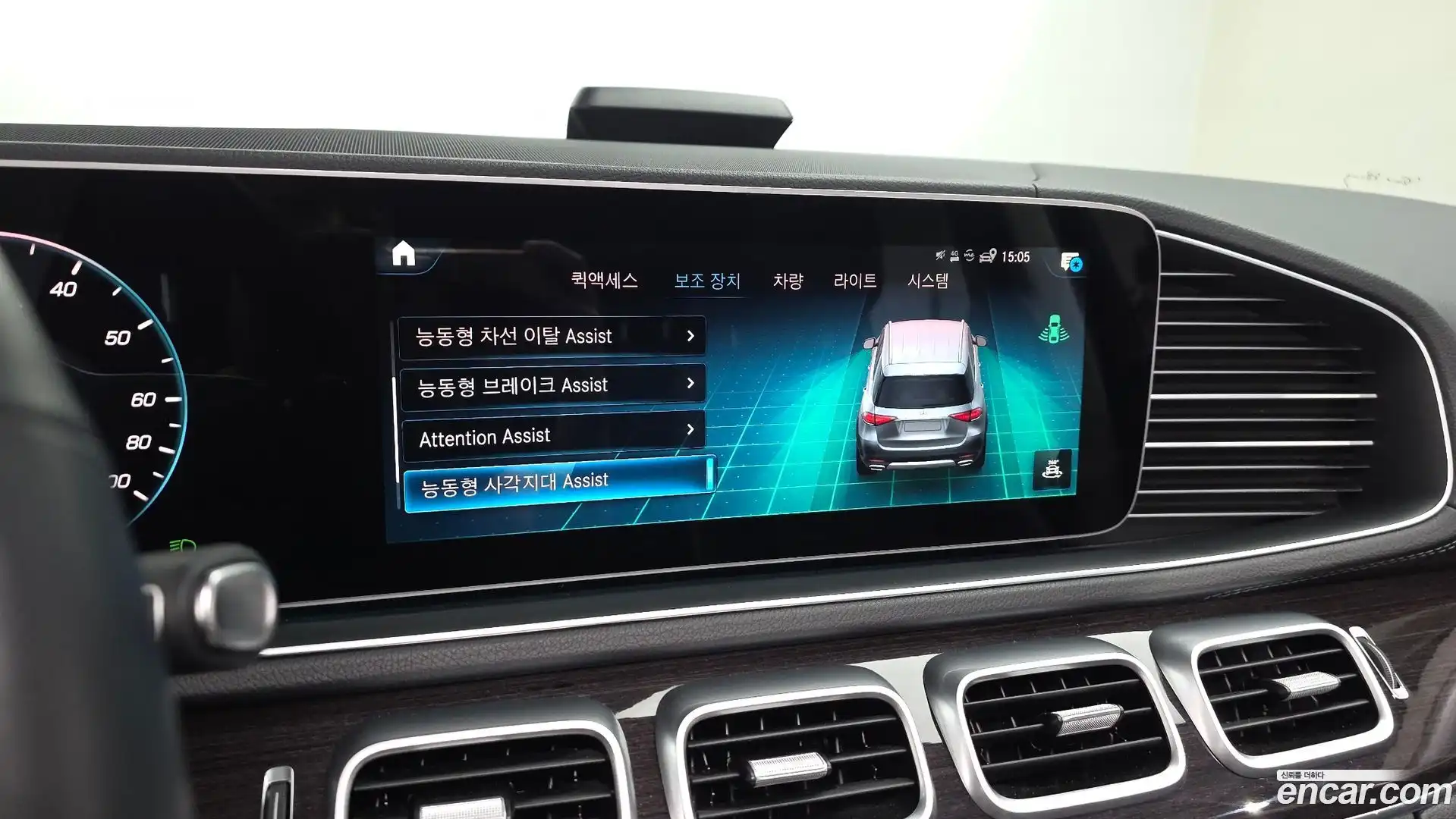 GLE-Class Mercedes-Benz 2021.10-OPTION-019