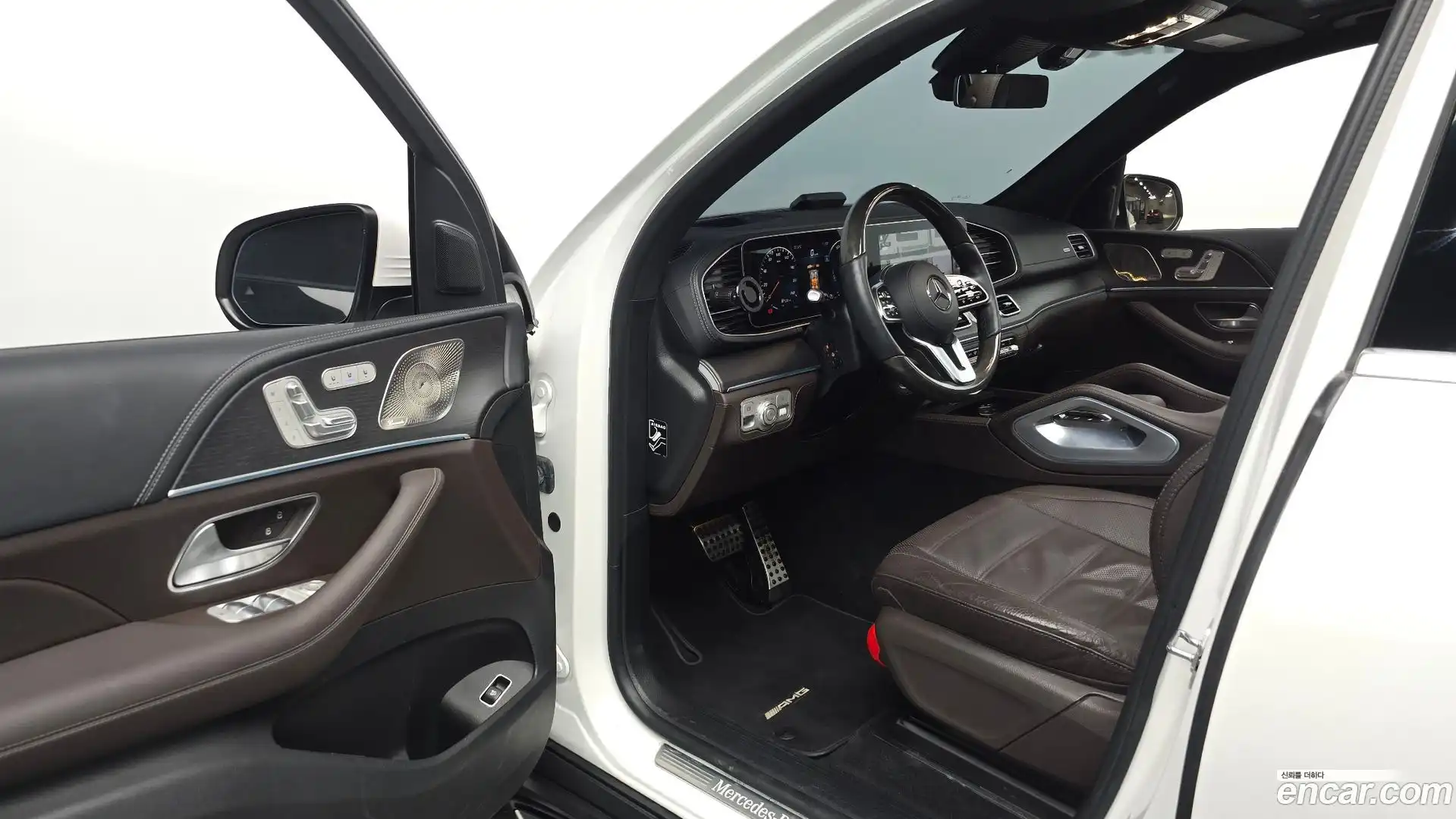 GLS-Class Mercedes-Benz 2022.5-INNER-010