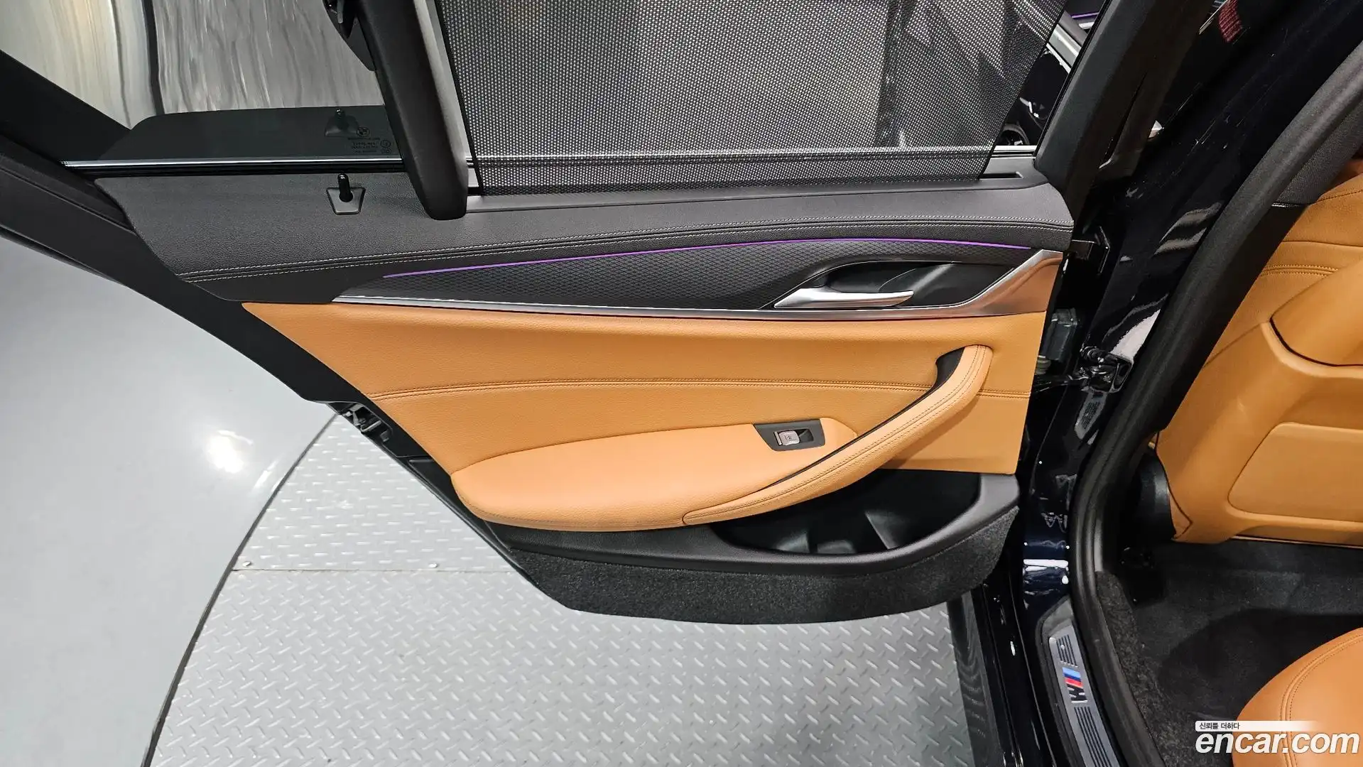 5-Series BMW 2022.10-INNER-035