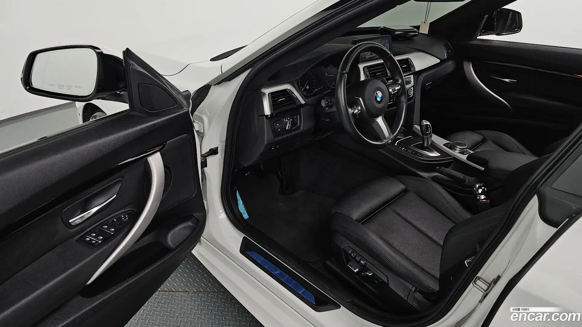 Gran Turismo BMW 2020.8-INNER-010