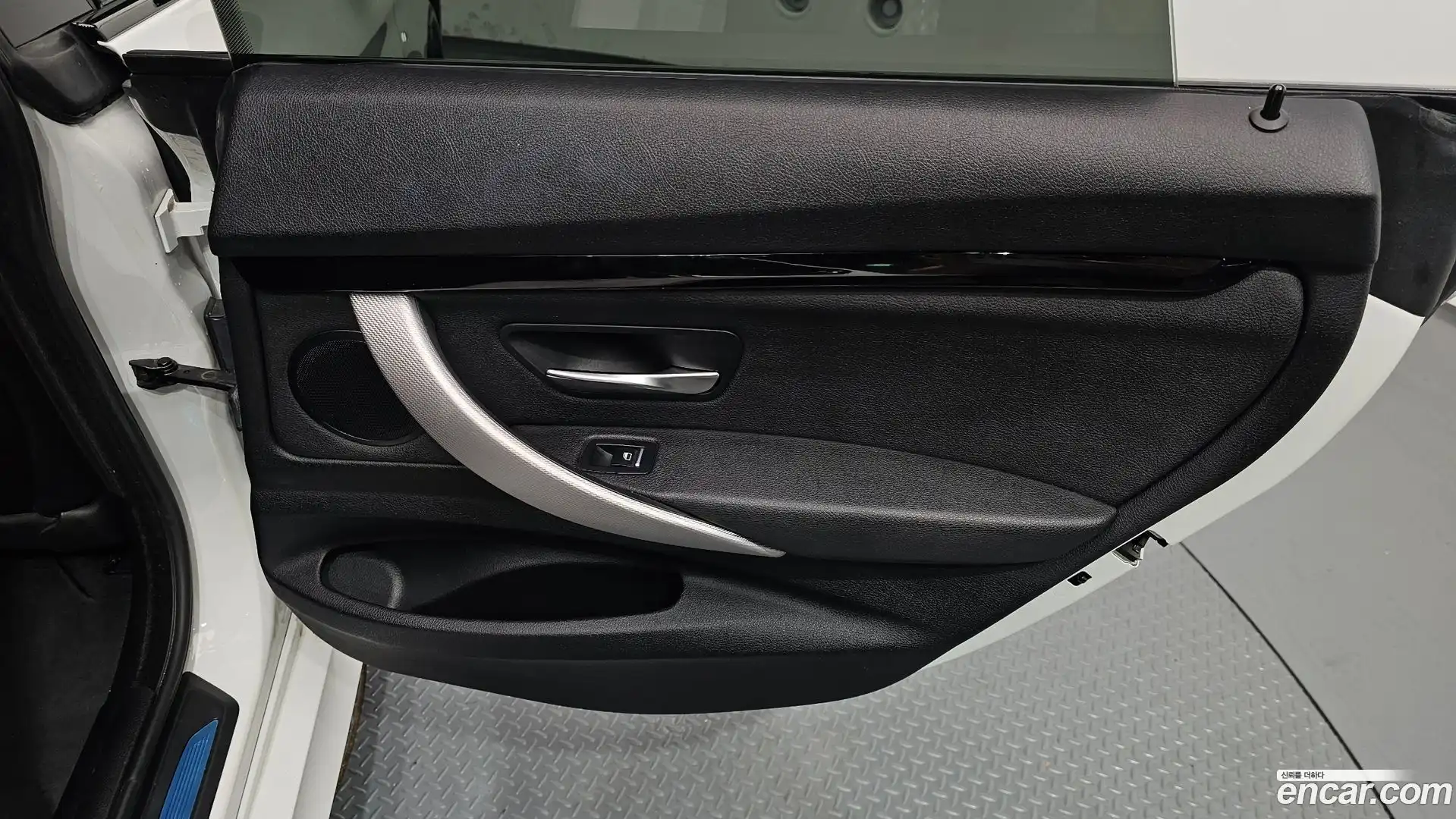Gran Turismo BMW 2020.8-INNER-035
