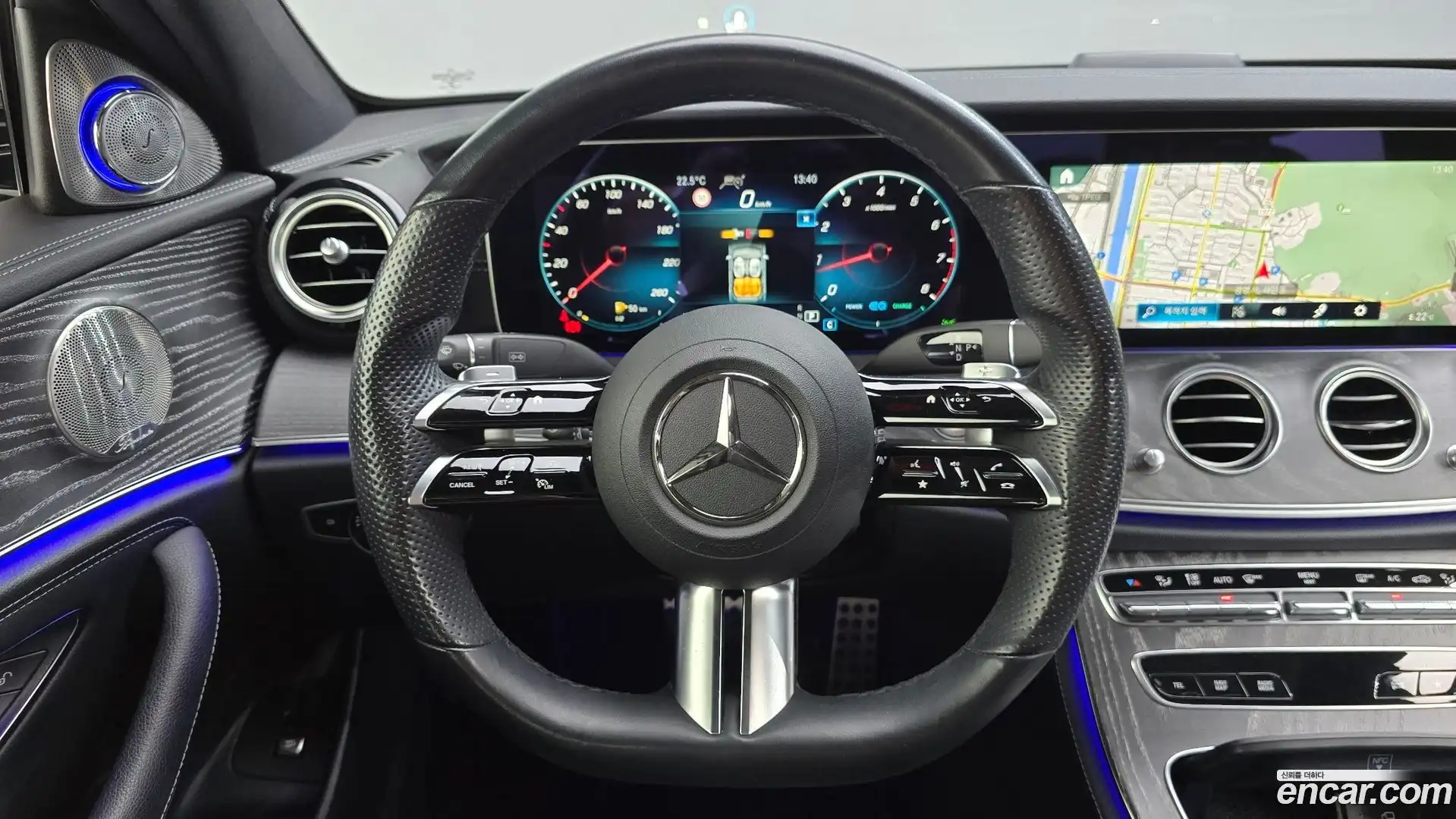 E-Class Mercedes-Benz 2022.1-OPTION-016