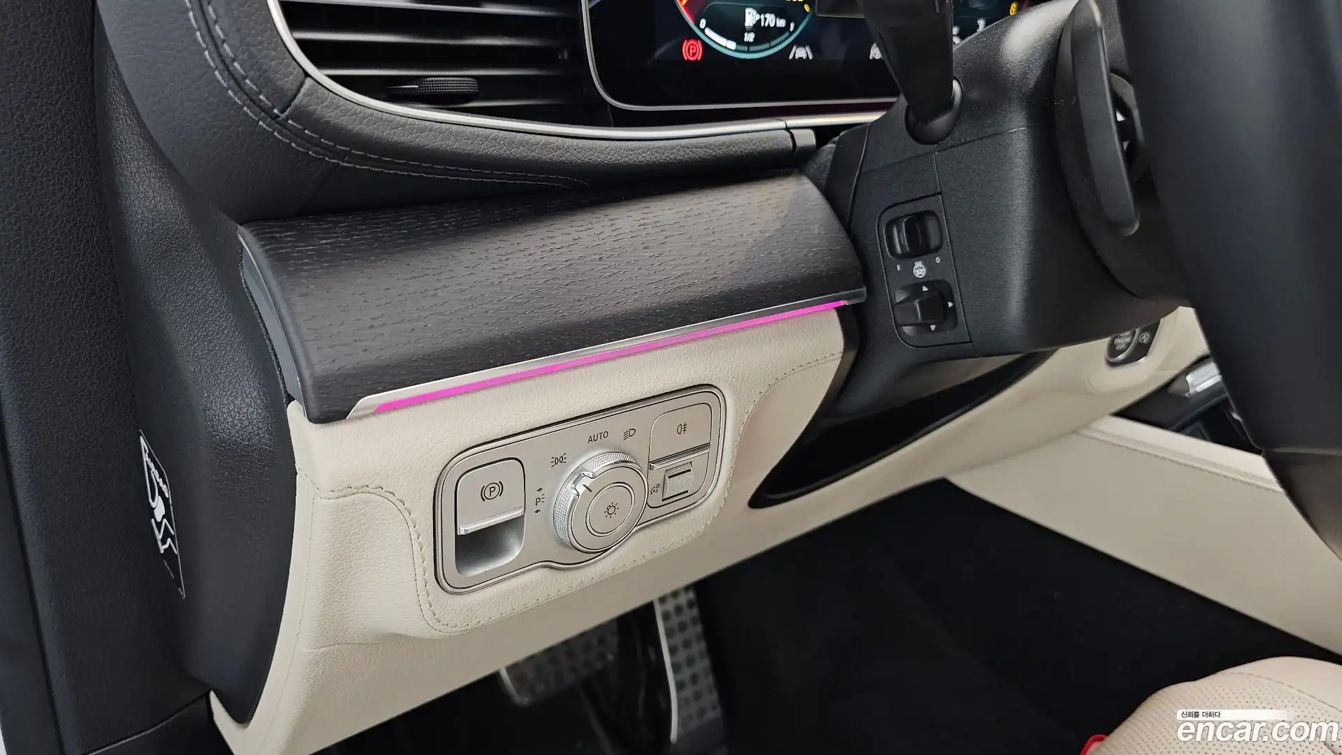 GLS-Class Mercedes-Benz 2022.4-OPTION-041
