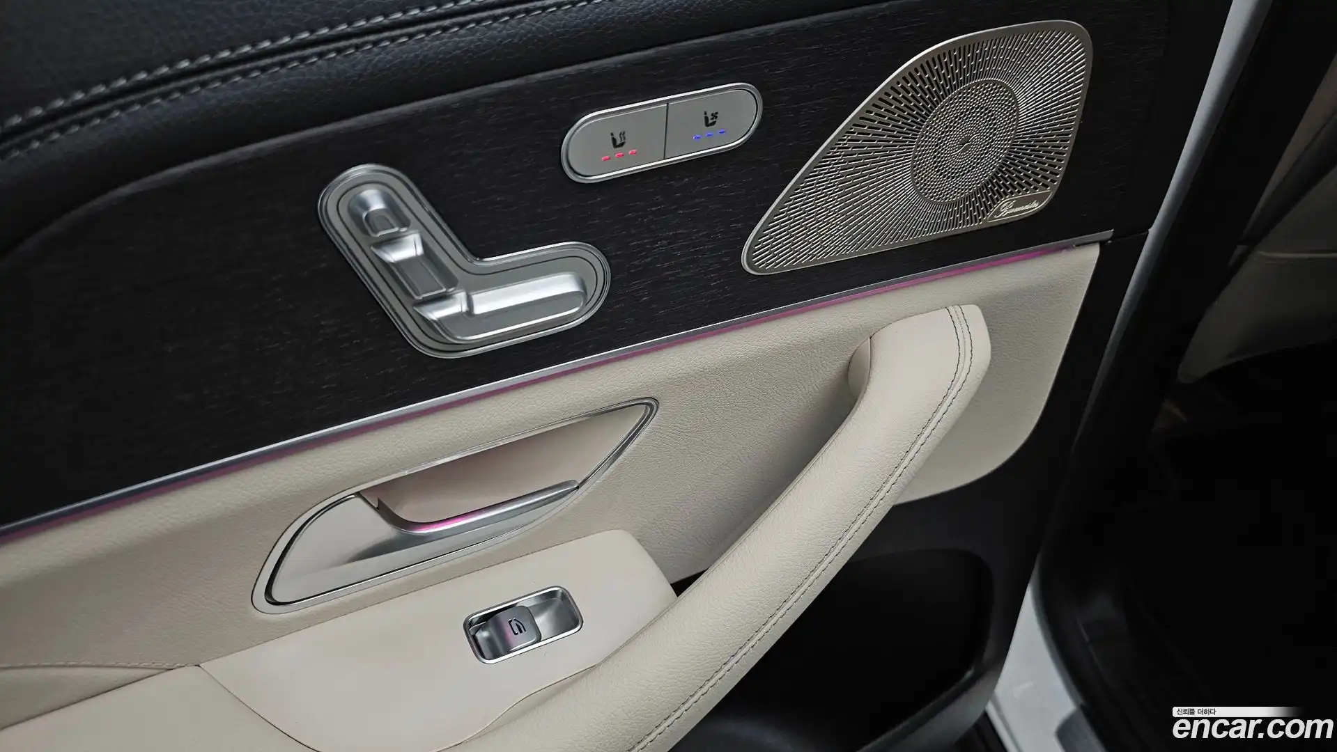 GLS-Class Mercedes-Benz 2022.4-OPTION-043