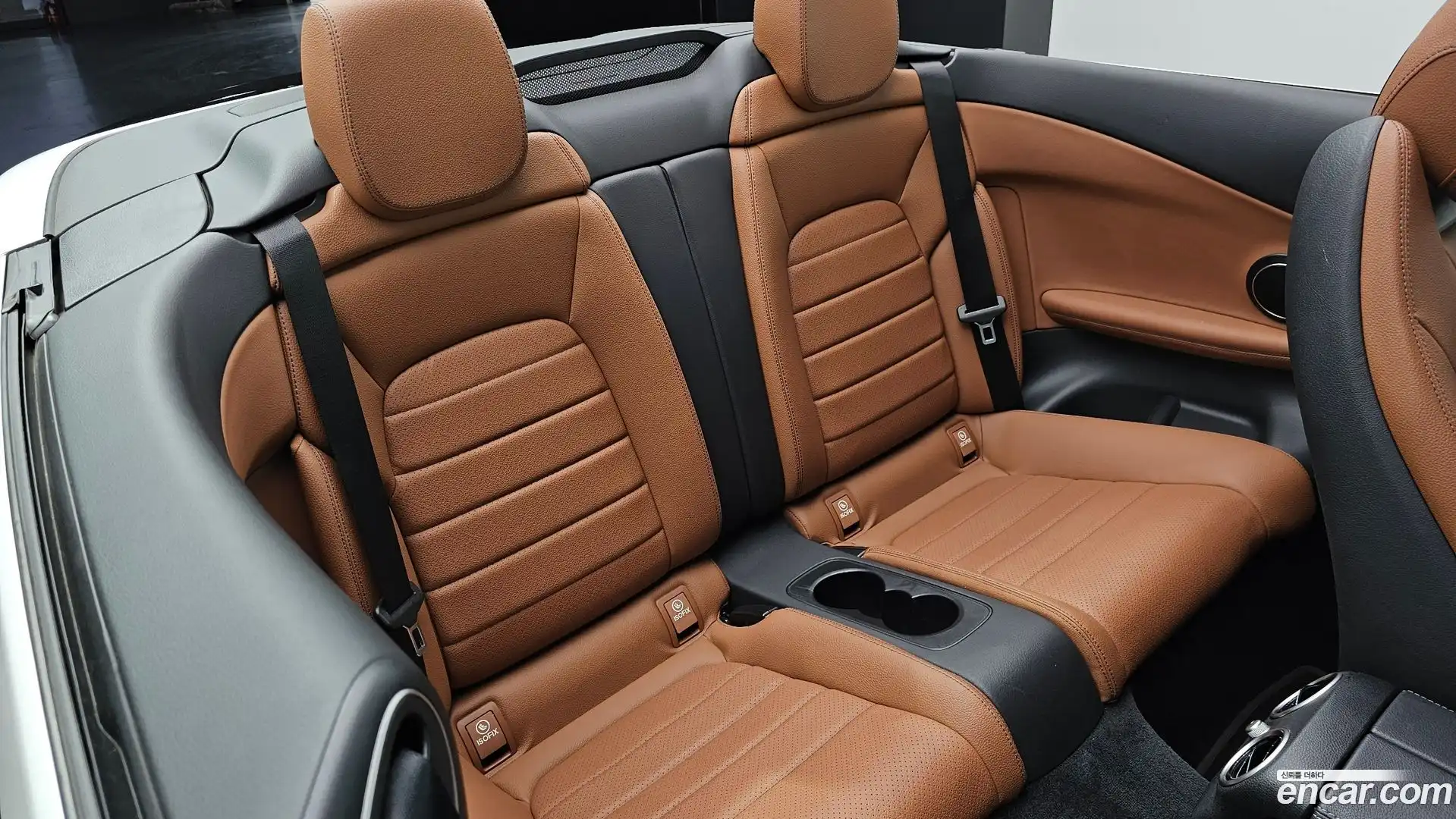 C-Class Mercedes-Benz 2020.3-OPTION-015