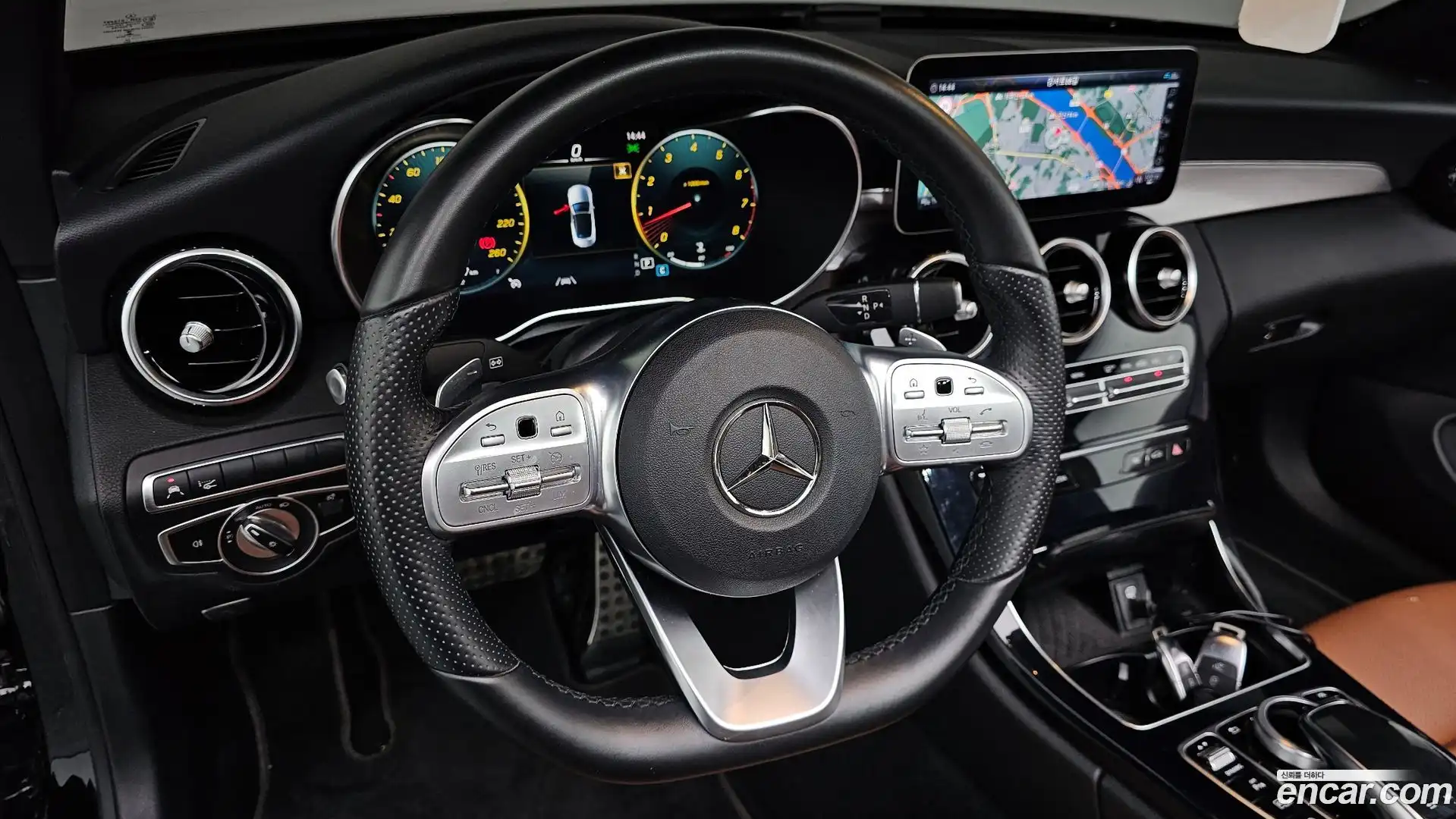 C-Class Mercedes-Benz 2020.3-OPTION-017