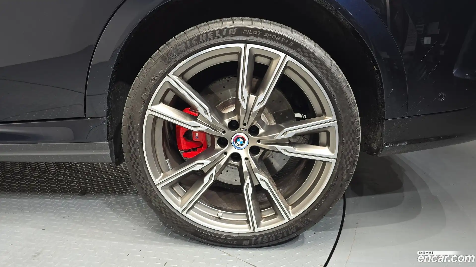 X6 BMW 2022.2-OUTER-031