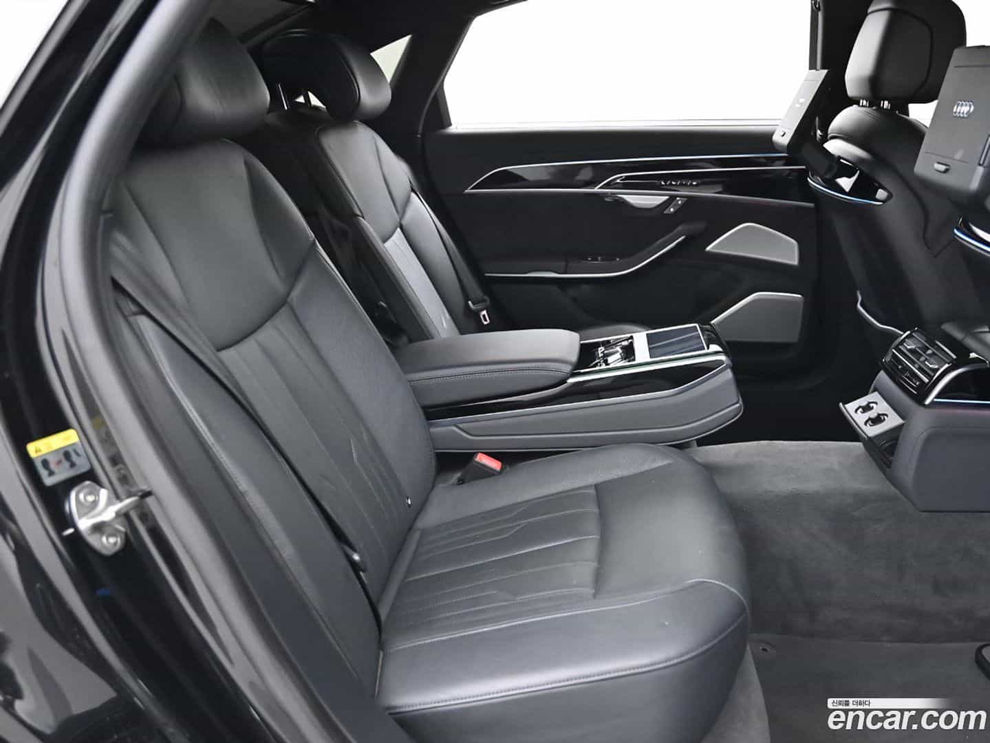 A8 Audi 2021.11-OPTION-016