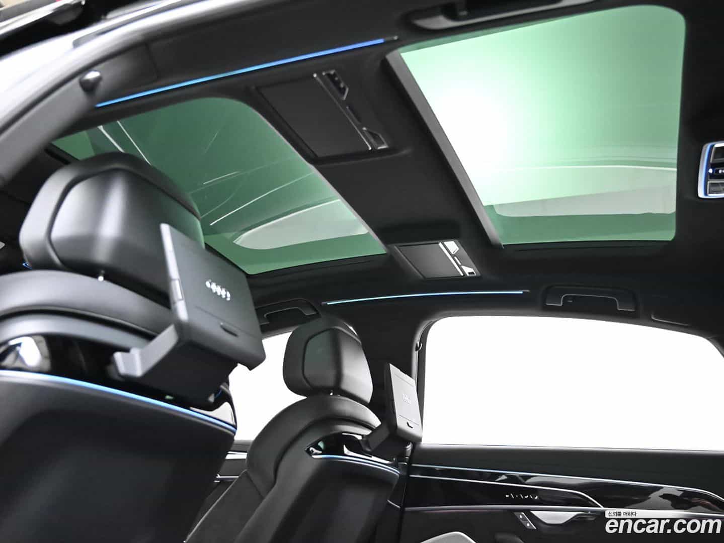 A8 Audi 2021.11-OPTION-023