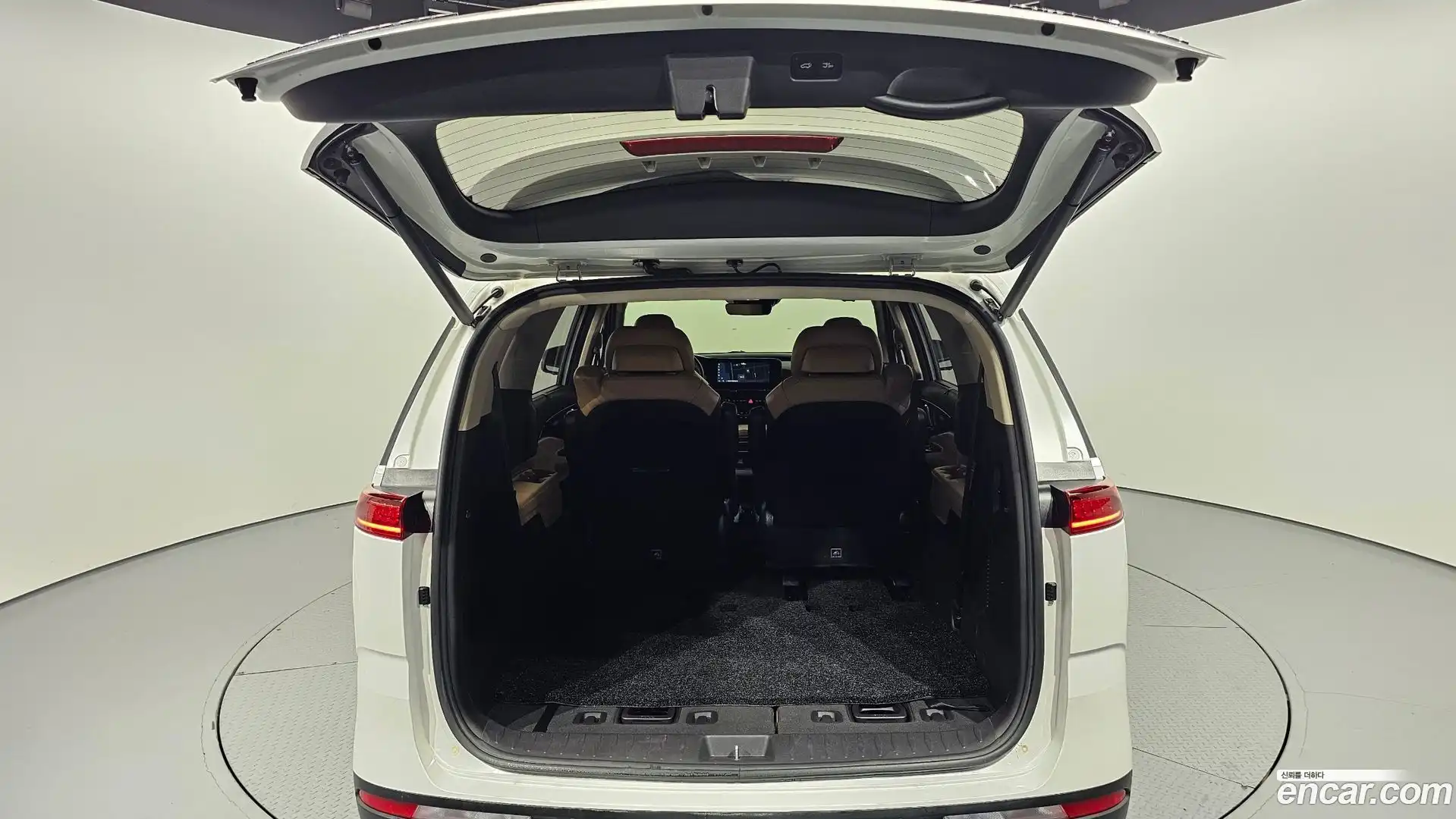 Canival Kia 2020.9-OPTION-024