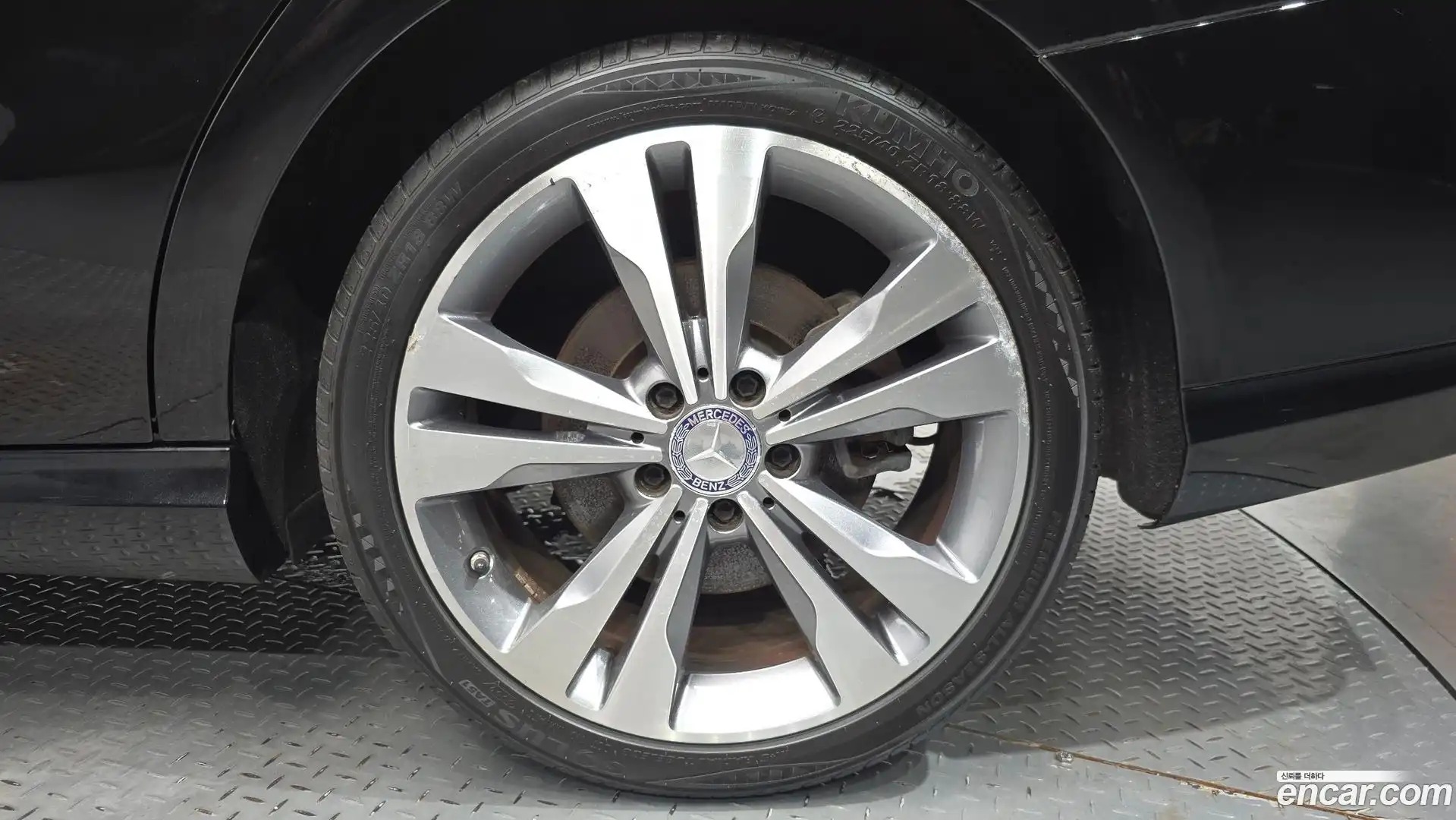 CLA-Class Mercedes-Benz 2016.3-OUTER-031