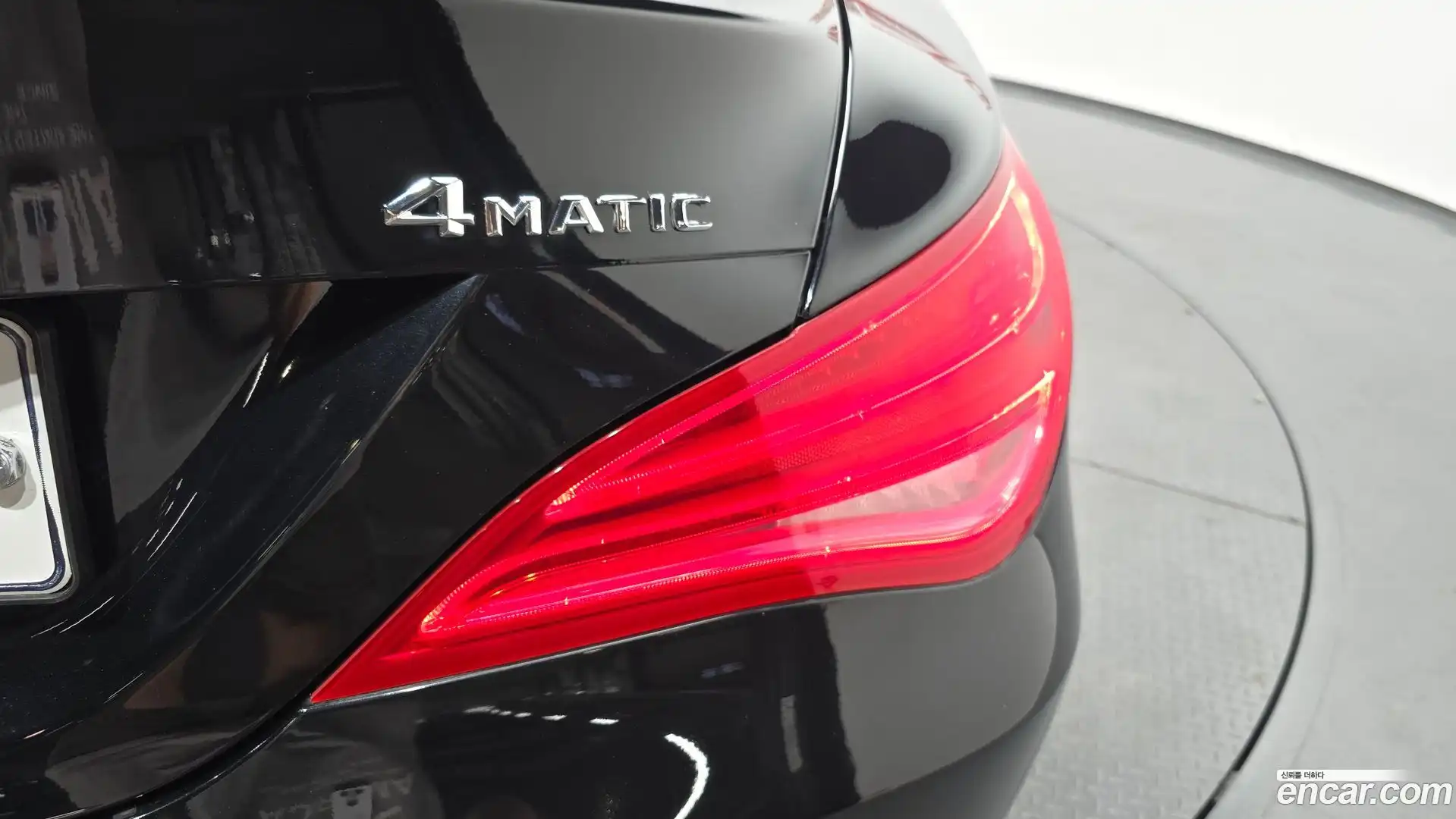 CLA-Class Mercedes-Benz 2016.3-OUTER-033