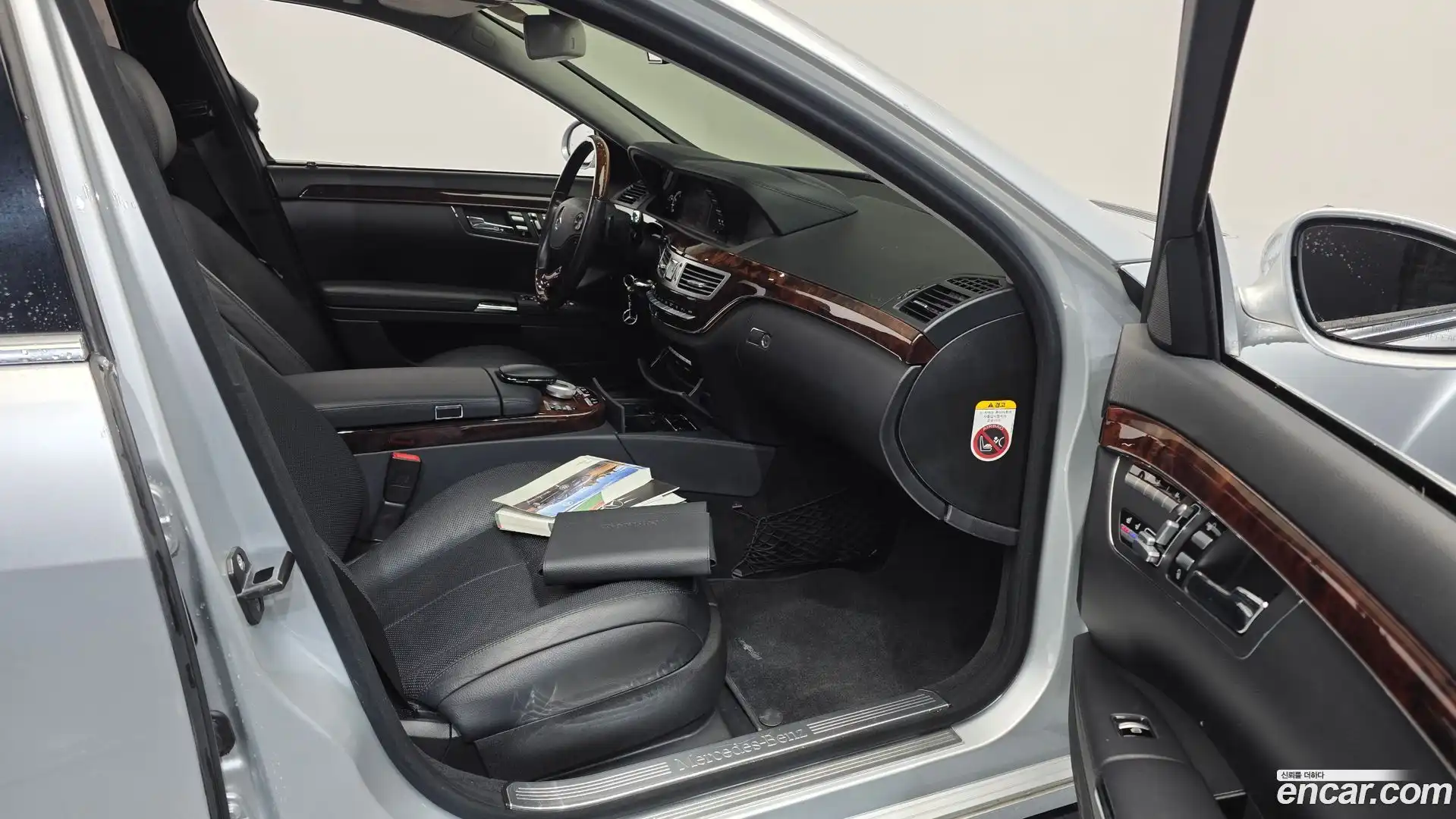 S-Class Mercedes-Benz 2009.5-OPTION-015