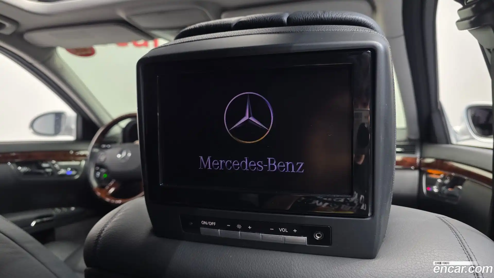 S-Class Mercedes-Benz 2009.5-OPTION-021