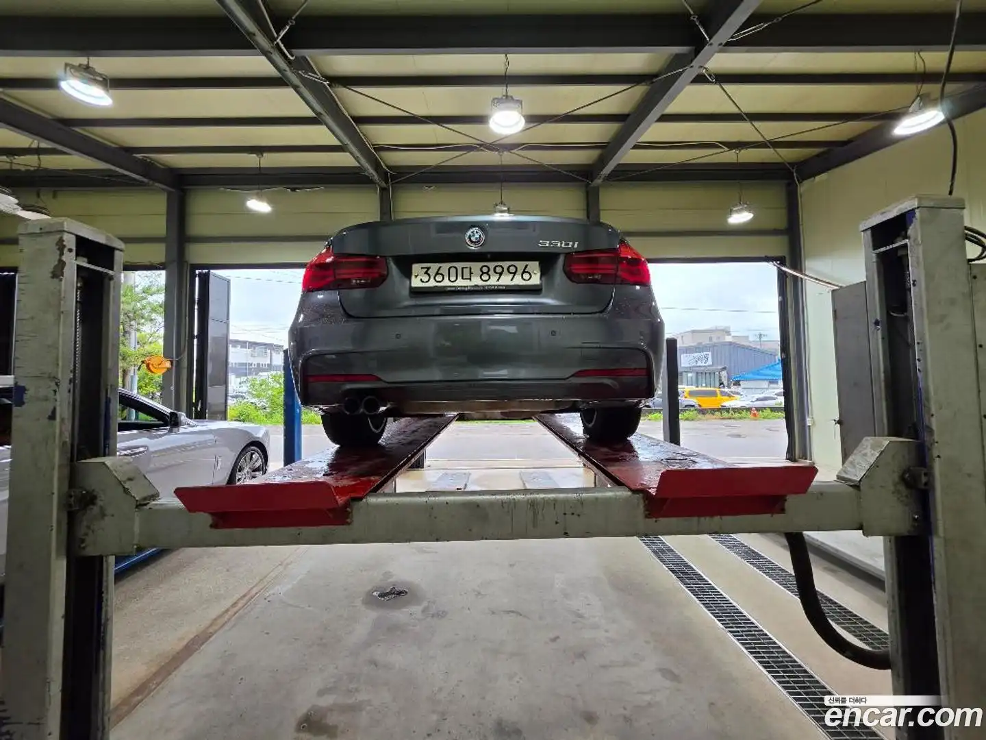3-Series BMW 2018.3-OUTER-002
