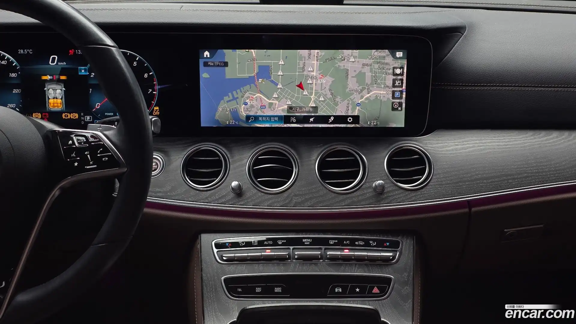 E-Class Mercedes-Benz 2022.3-OPTION-019