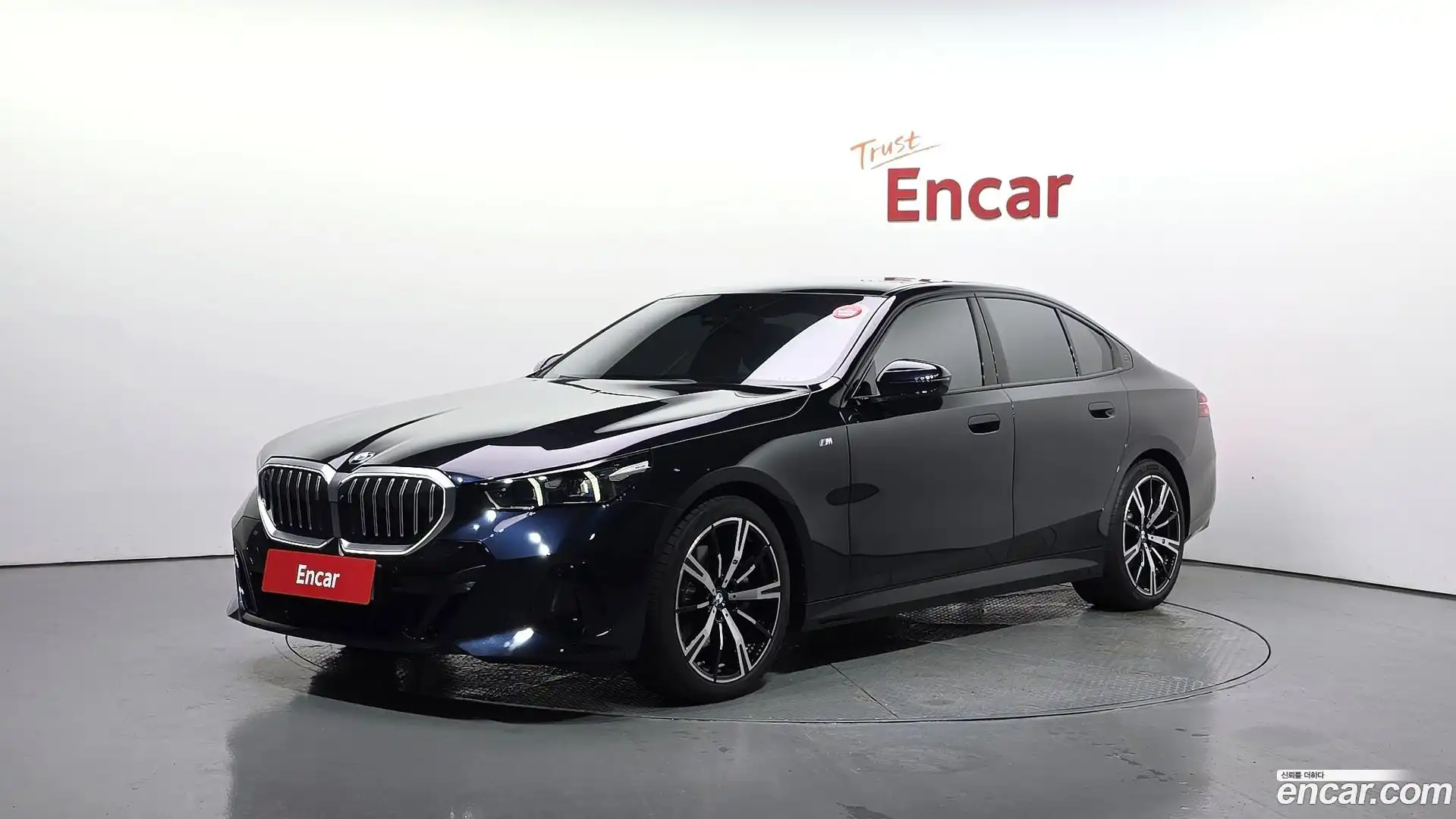 5-Series BMW 2025.7-OUTER-001