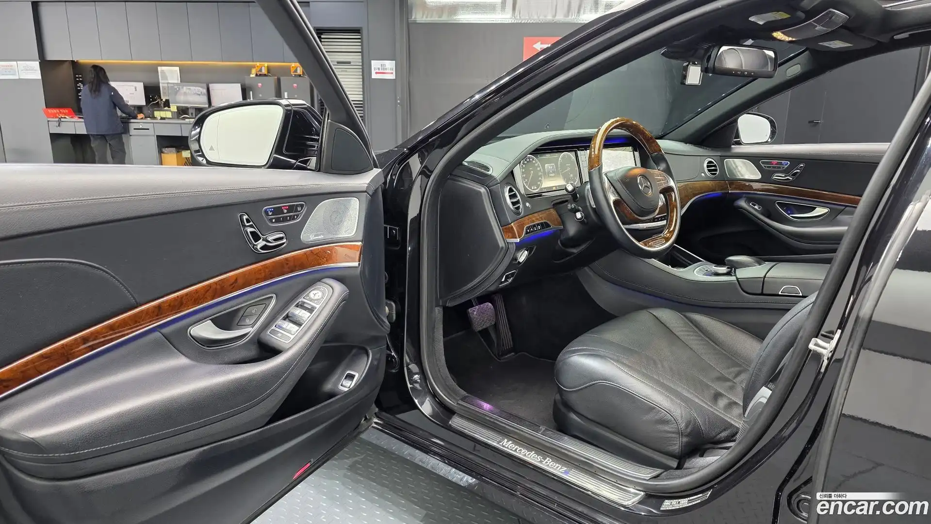 S-Class Mercedes-Benz 2014.1-INNER-010