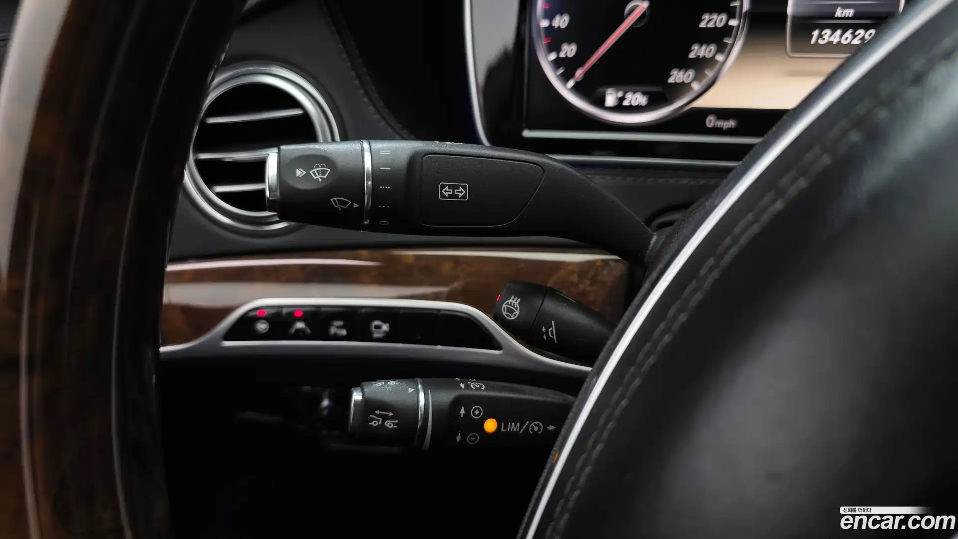 S-Class Mercedes-Benz 2014.1-OPTION-020