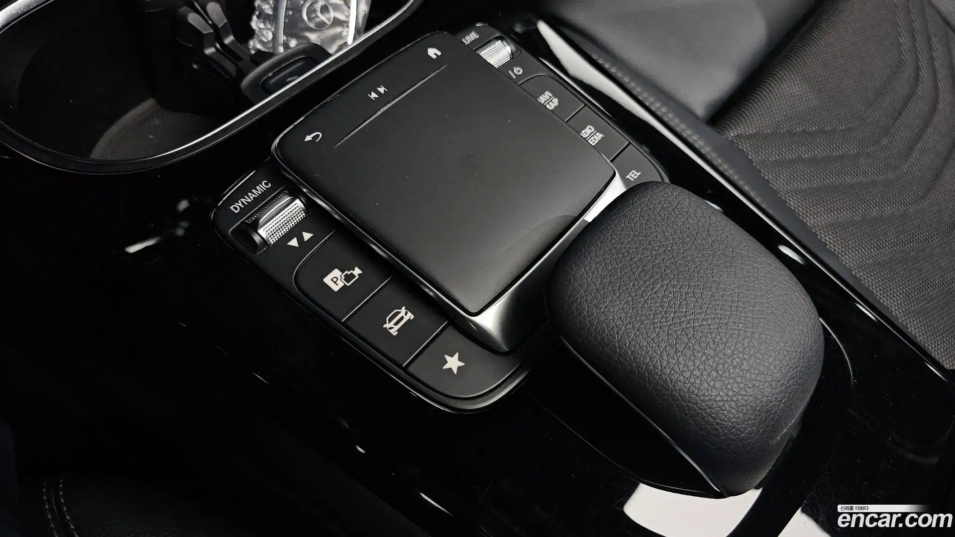 A-Class Mercedes-Benz 2020.4-OPTION-020