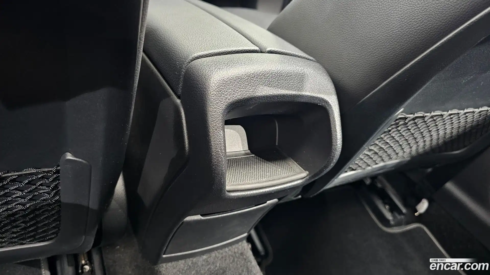 A-Class Mercedes-Benz 2020.4-OPTION-044
