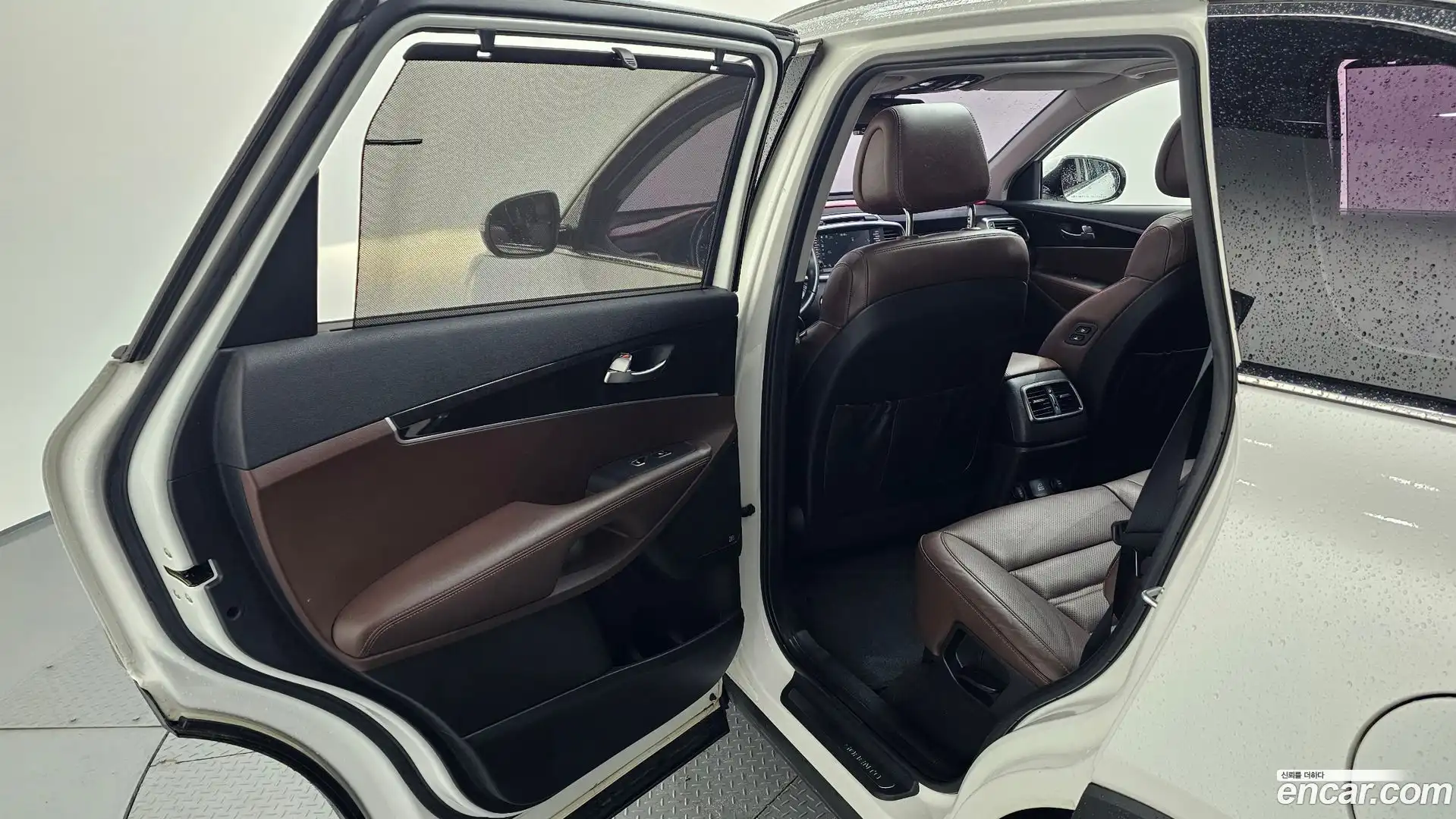 Sorento Kia 2015.9-OPTION-023