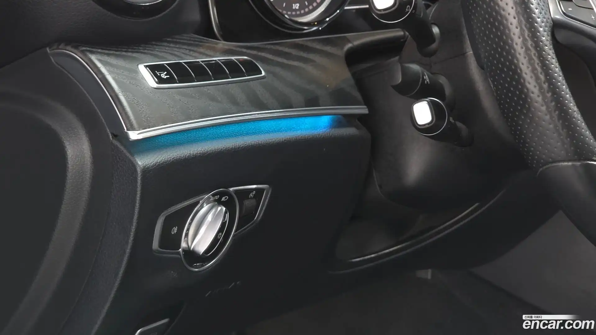 E-Class Mercedes-Benz 2017.9-OPTION-019