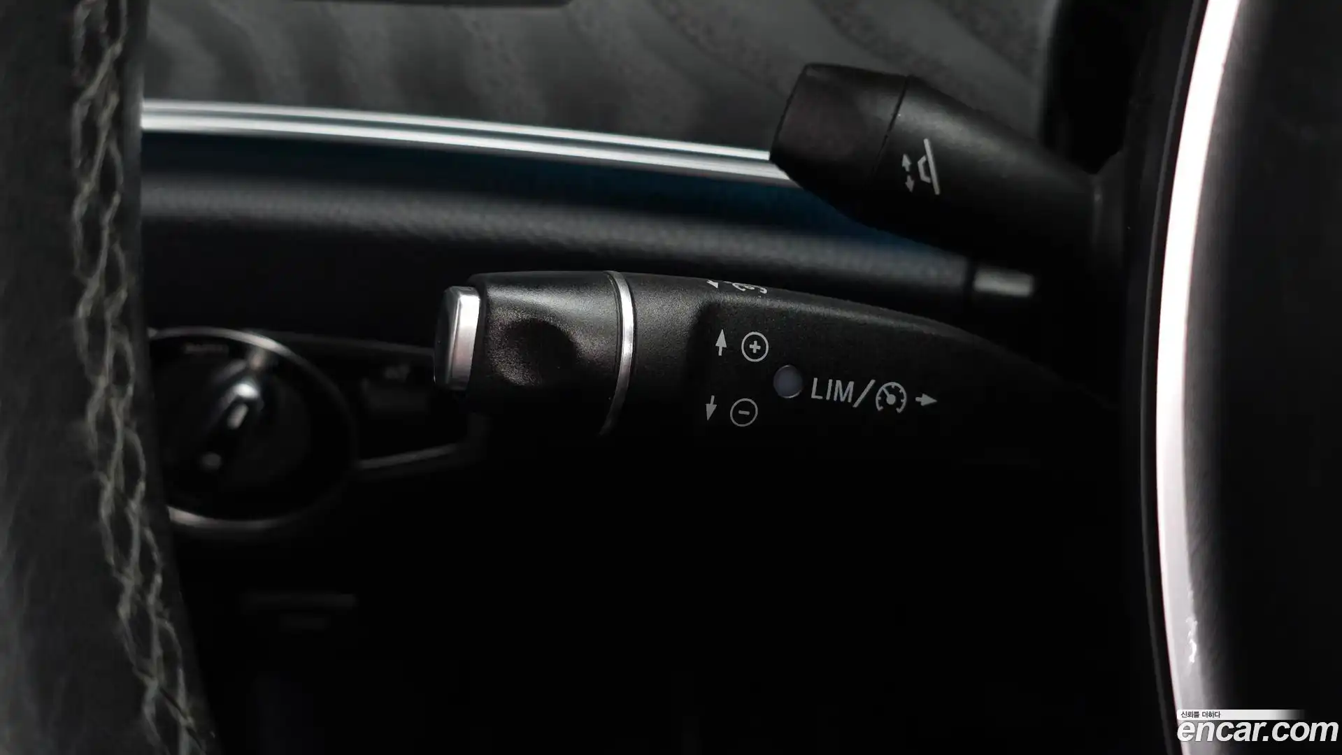 E-Class Mercedes-Benz 2017.9-OPTION-022