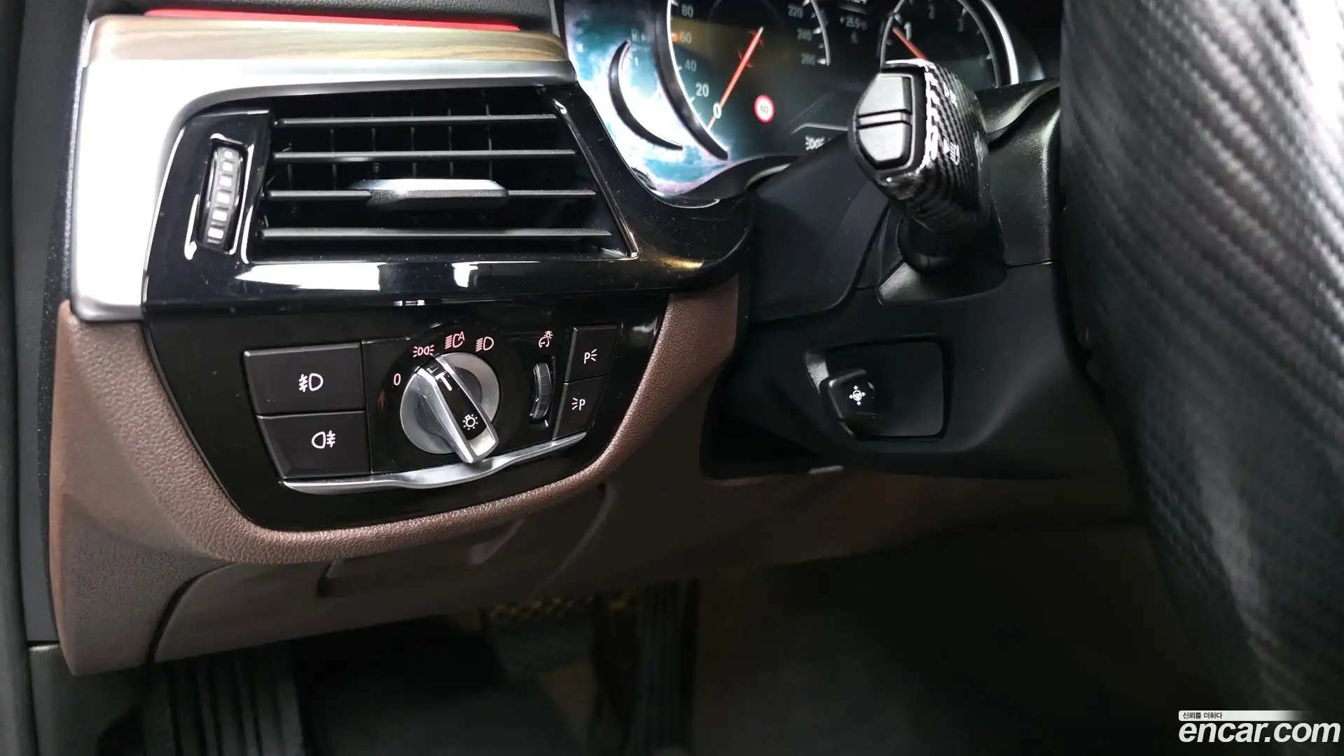 5-Series BMW 2018.5-OPTION-044
