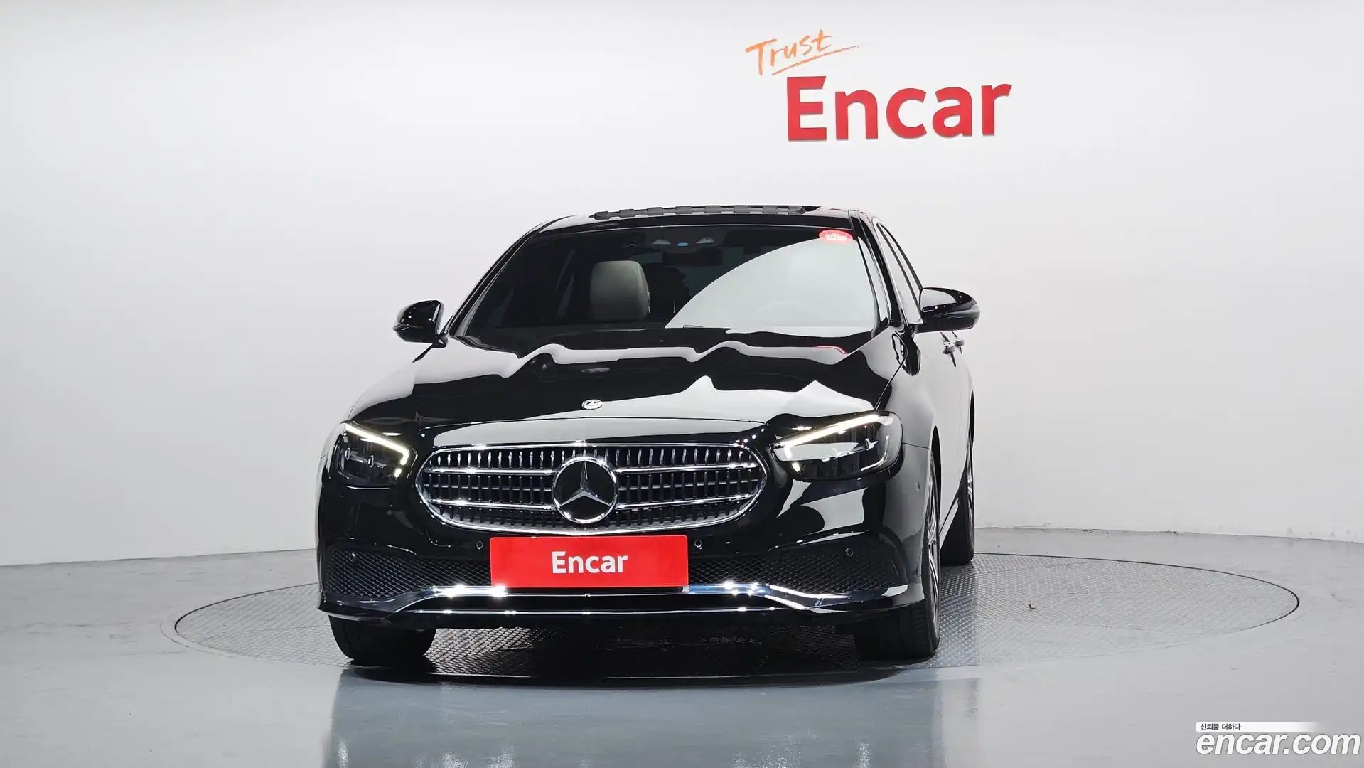 E-Class Mercedes-Benz 2021.1-OUTER-003